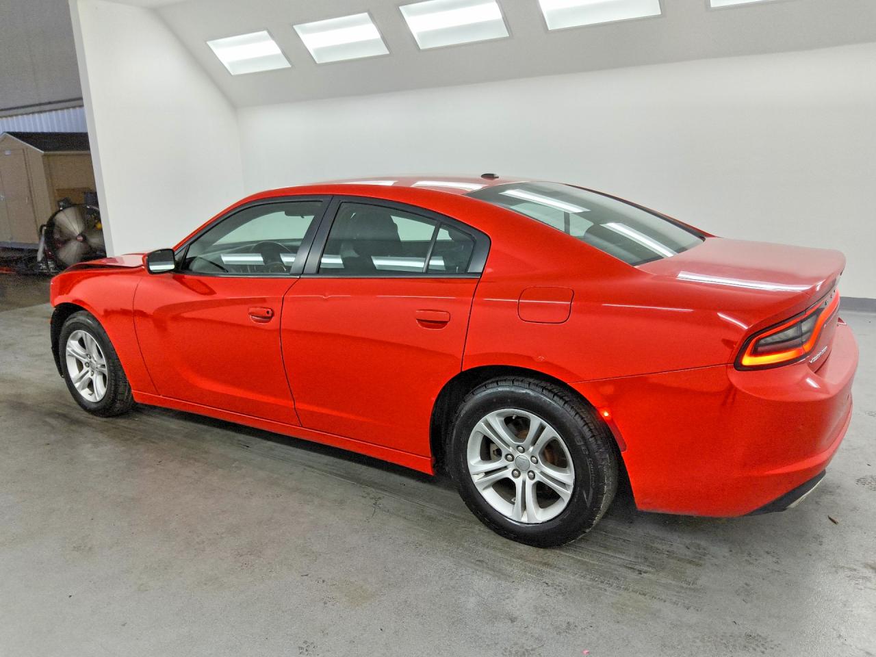 2022 Dodge Charger Sxt Red vin: 2C3CDXBG8NH219459