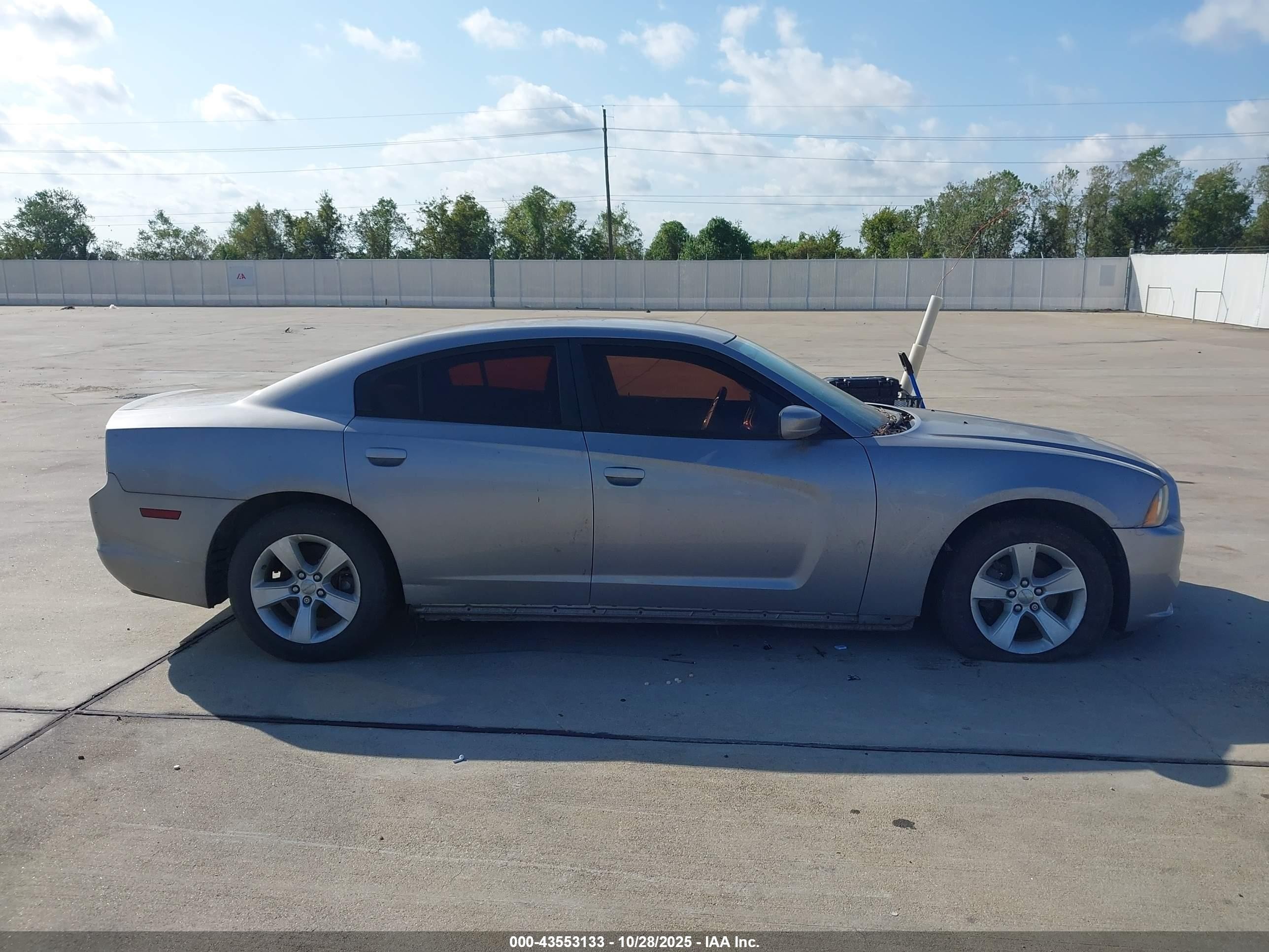 2014 Dodge Charger Se Серый vin: 2C3CDXBG9EH192983