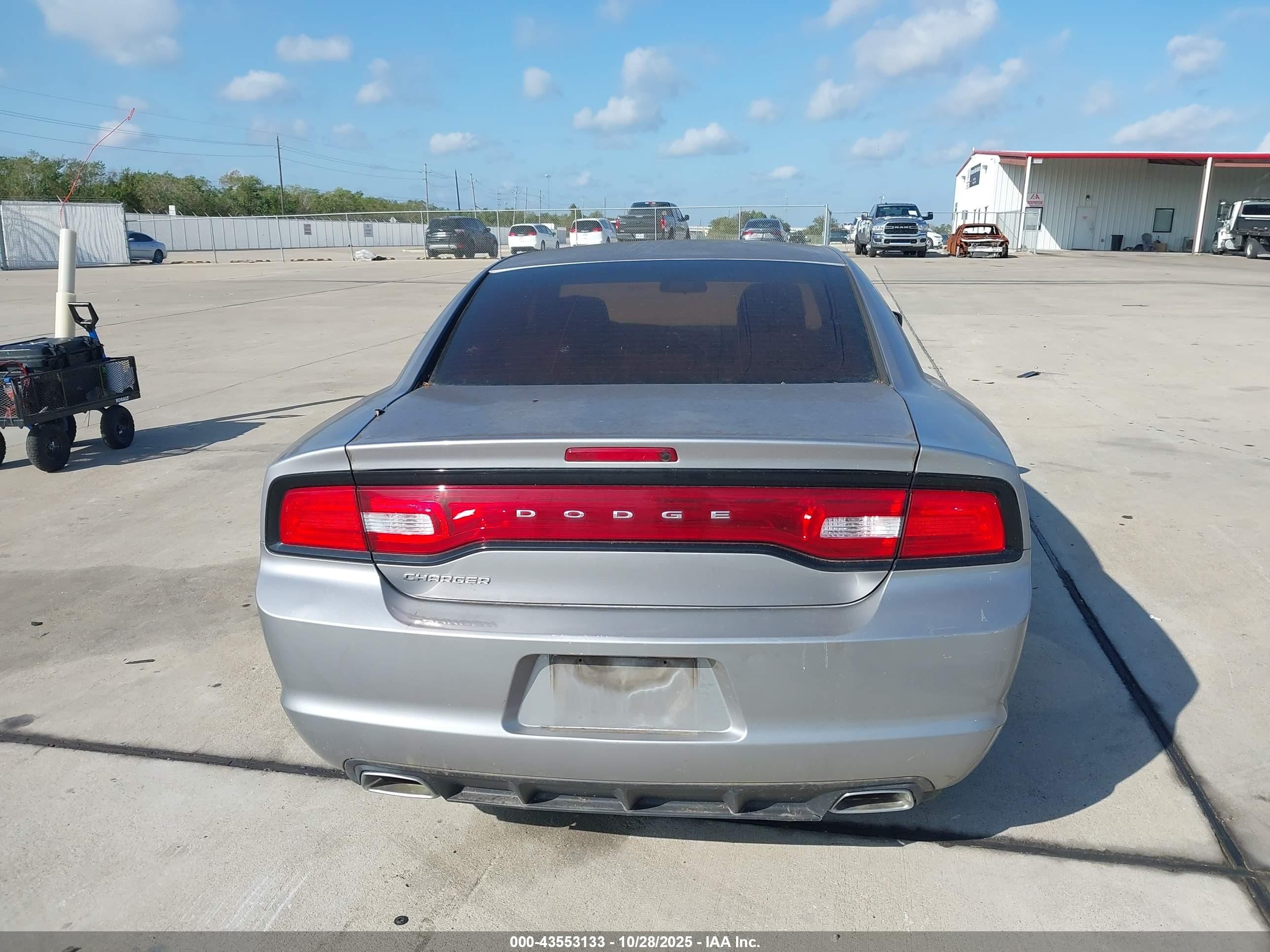 2014 Dodge Charger Se Серый vin: 2C3CDXBG9EH192983