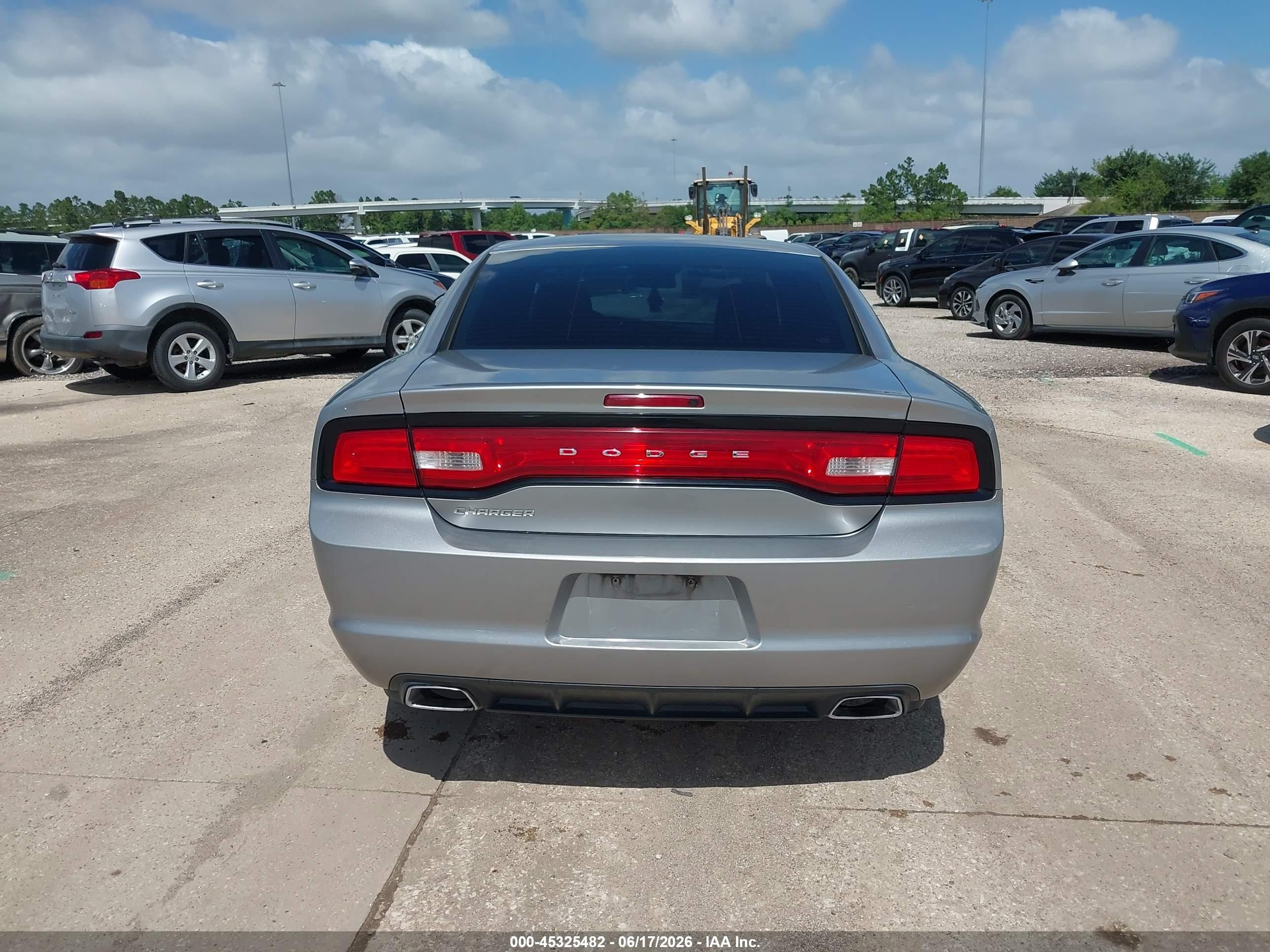 2014 Dodge Charger Se Silver vin: 2C3CDXBG9EH328478