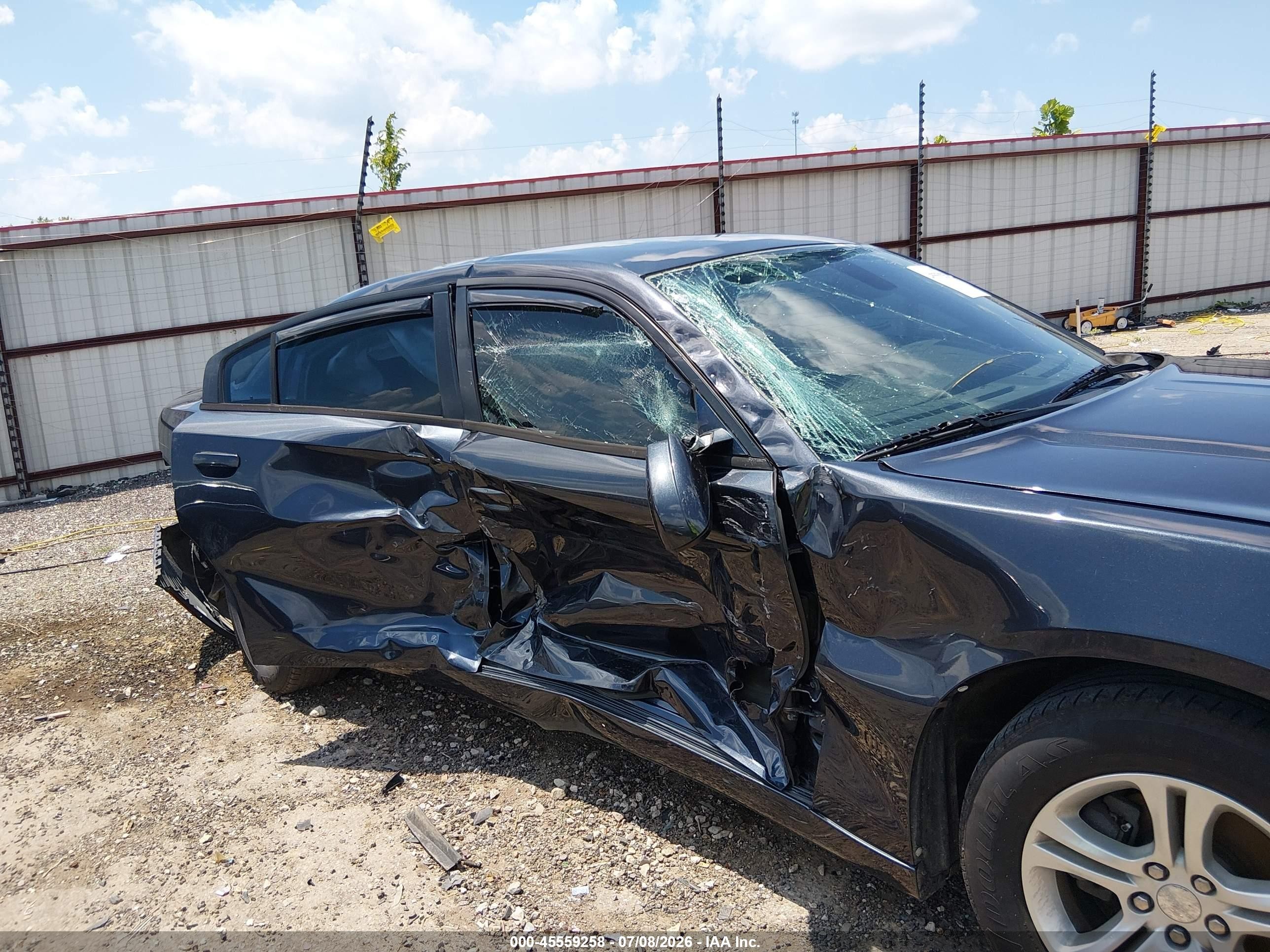 2016 Dodge Charger Se Черный vin: 2C3CDXBG9GH103030