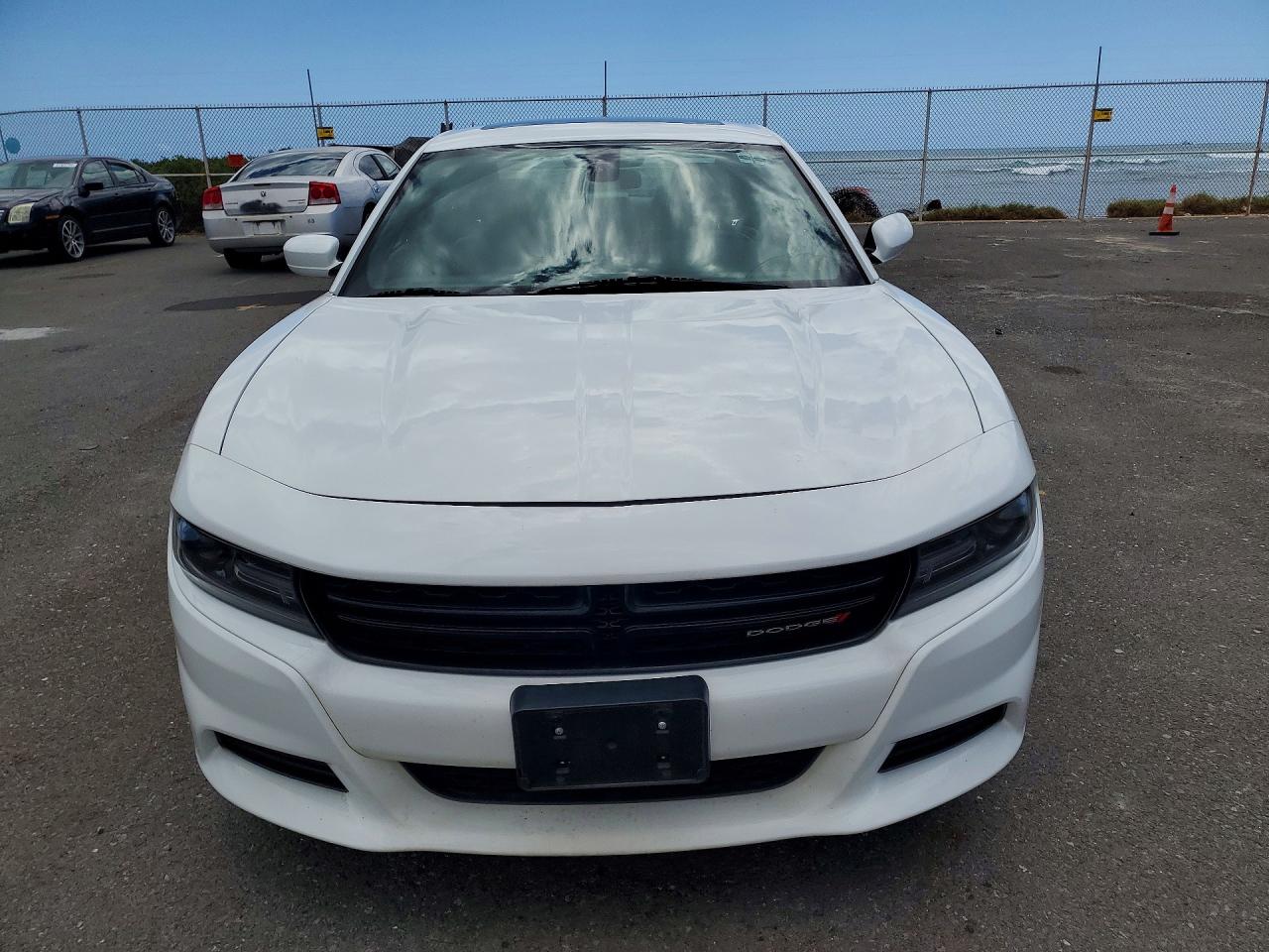 2021 Dodge Charger Sxt White vin: 2C3CDXBG9MH522202