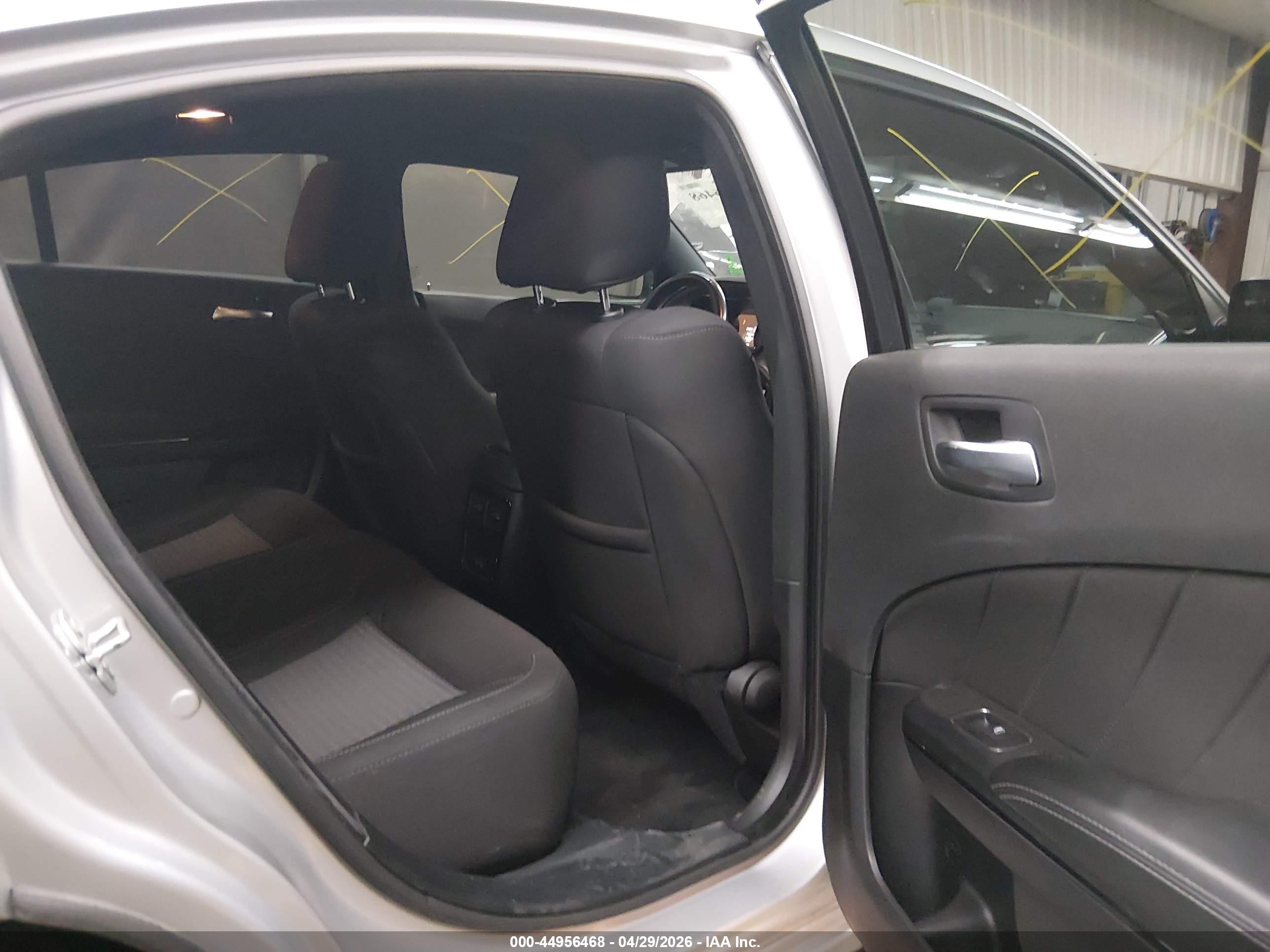 2023 Dodge Charger Sxt Silver vin: 2C3CDXBG9PH556810