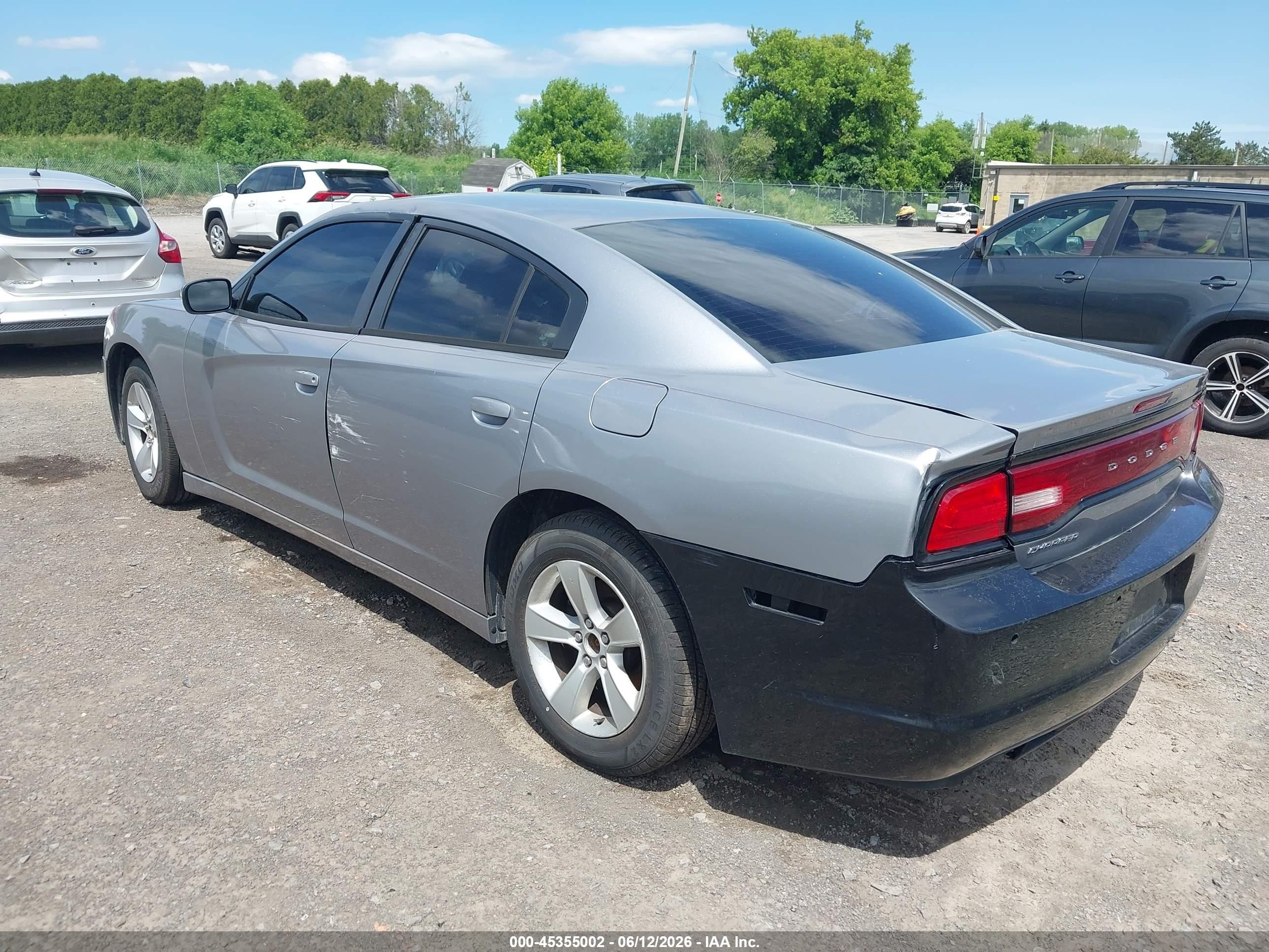 2014 Dodge Charger Se Silver vin: 2C3CDXBGXEH268159