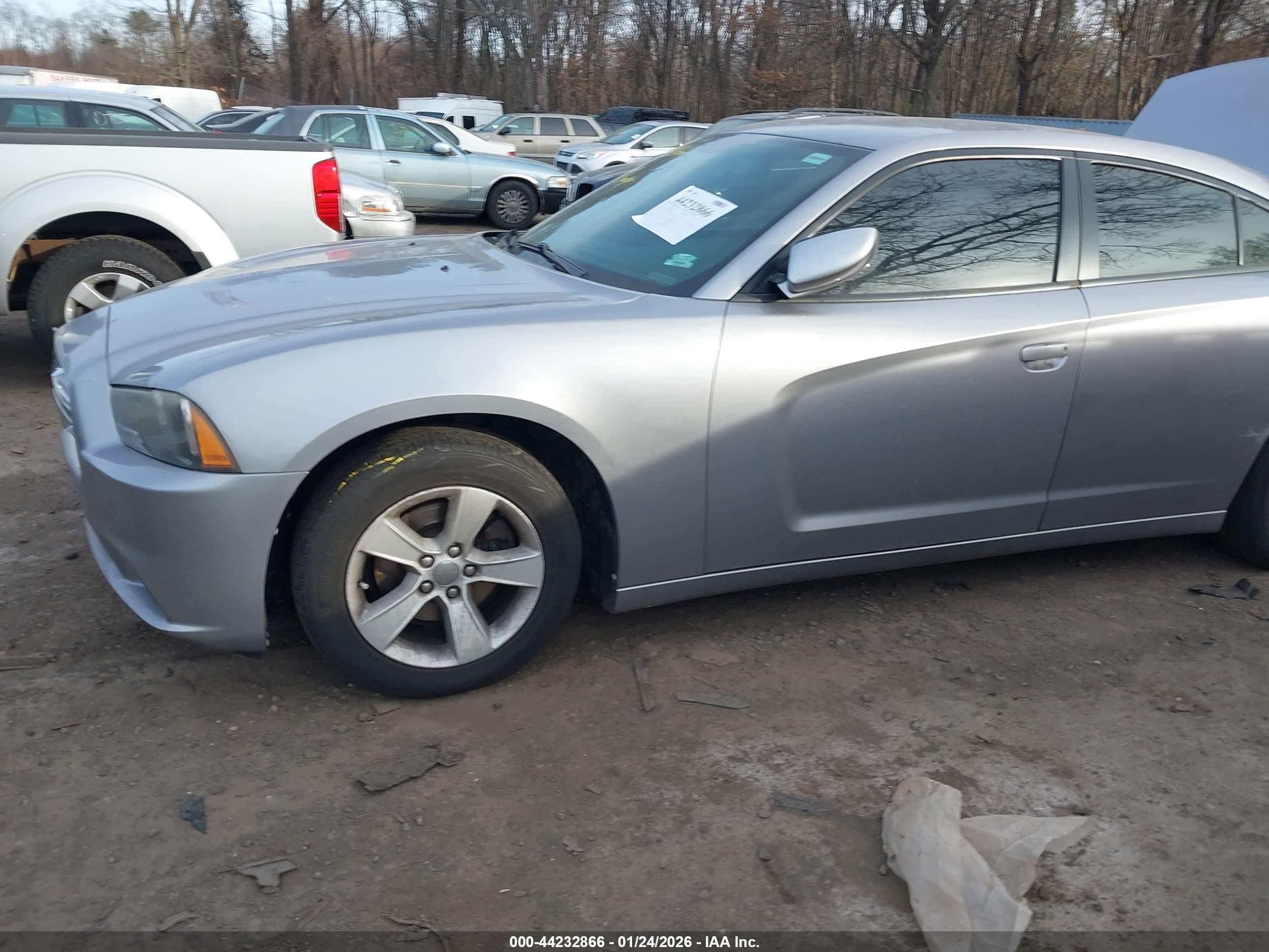 2014 Dodge Charger Se Silver vin: 2C3CDXBGXEH333995