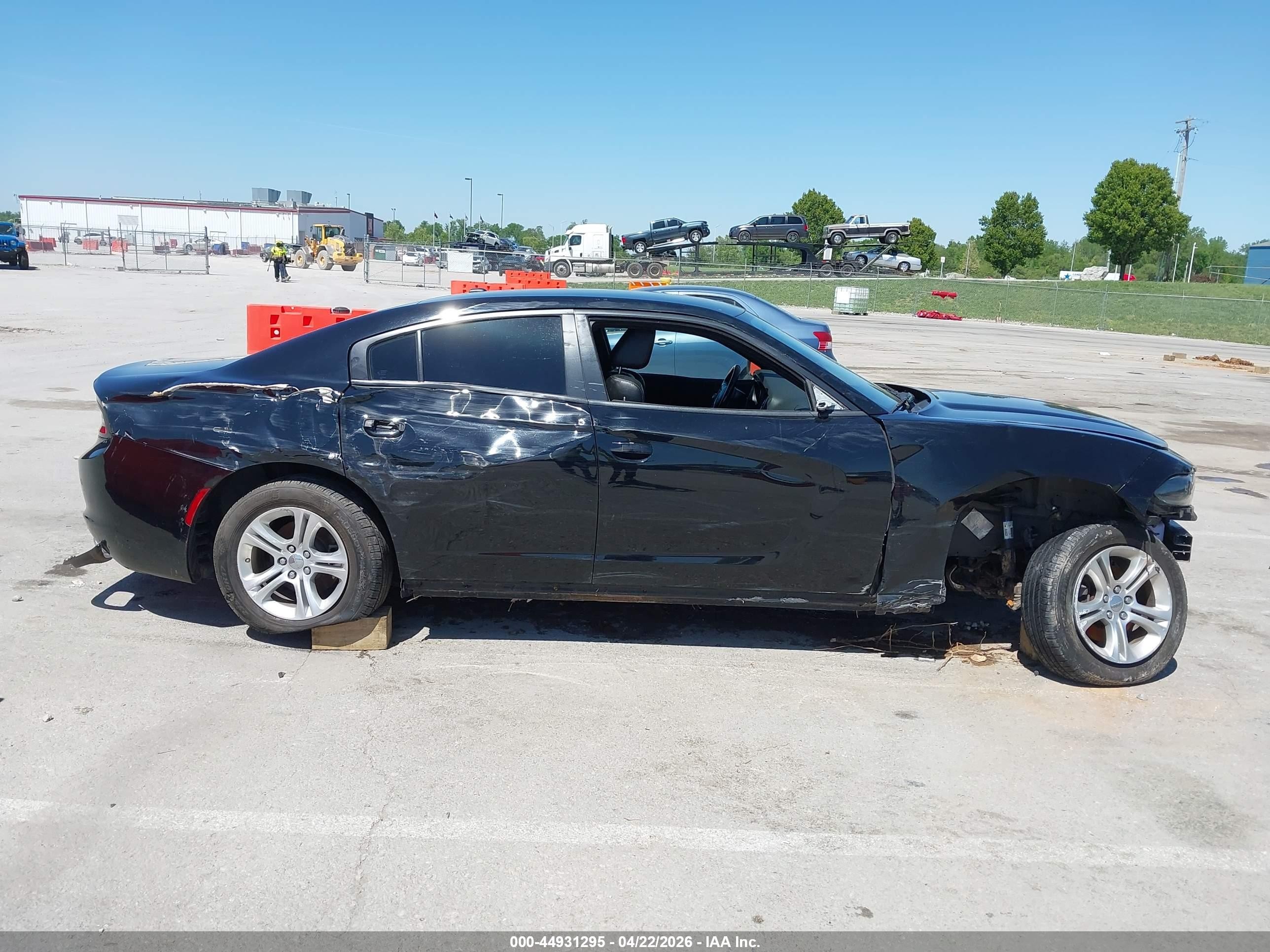 2019 Dodge Charger Sxt Rwd Black vin: 2C3CDXBGXKH760167