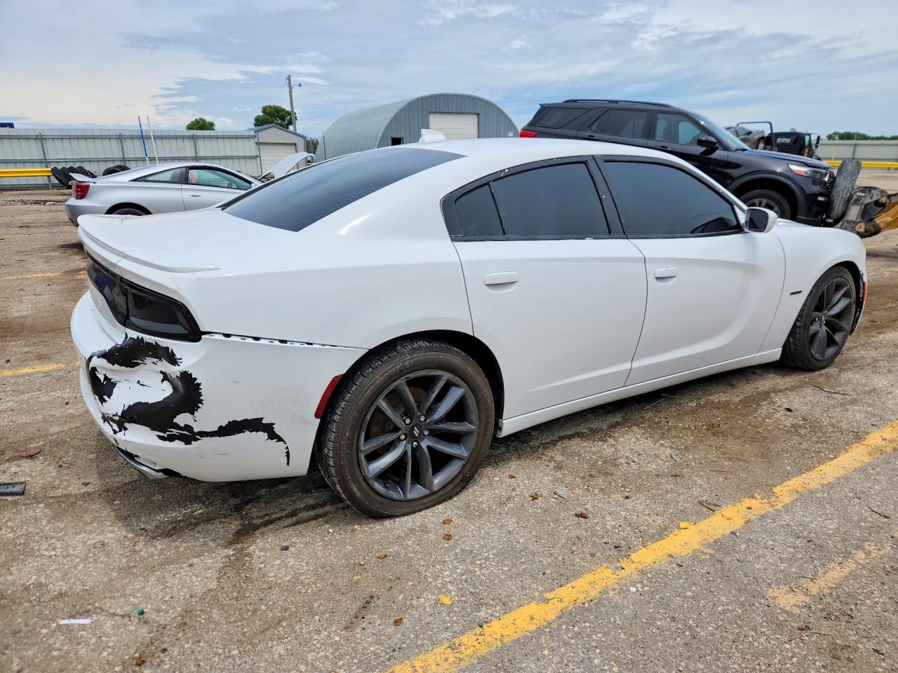 2015 Dodge Charger R White vin: 2C3CDXCT0FH871506