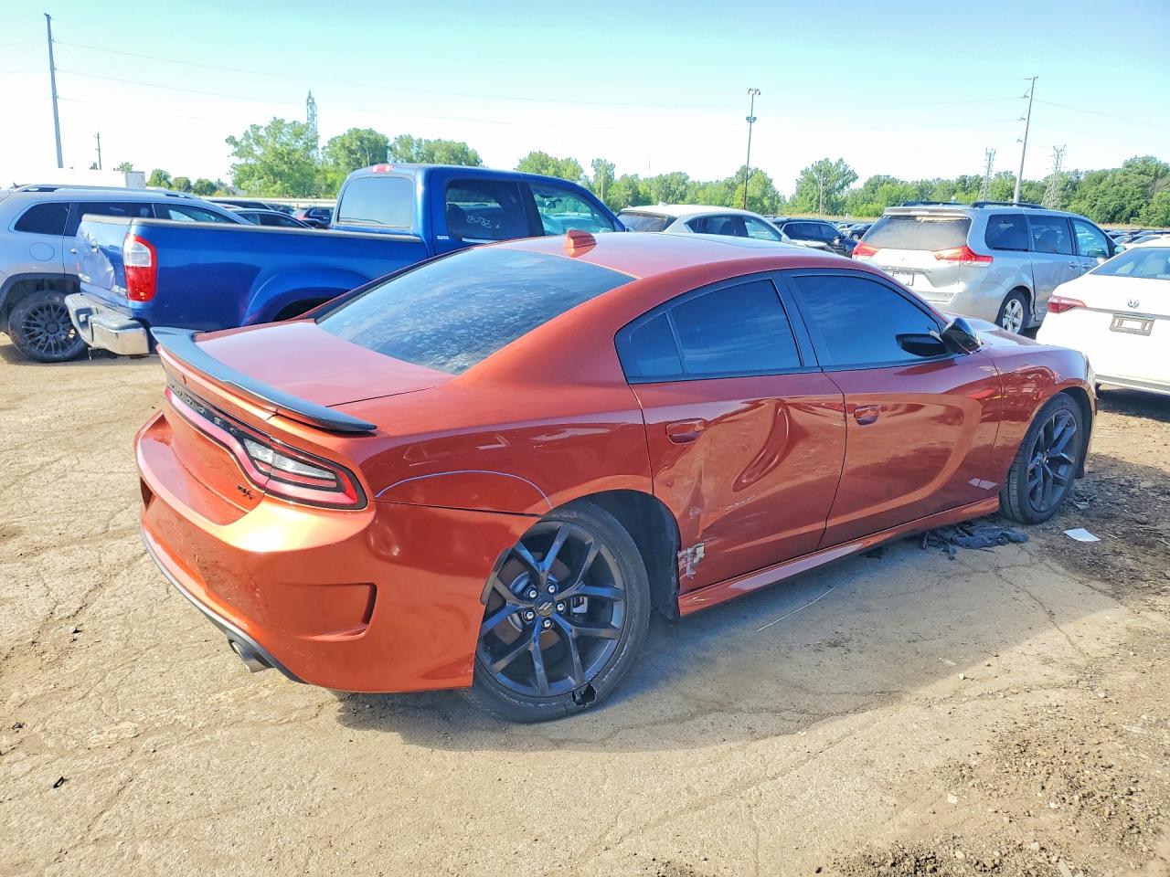 2022 Dodge Charger R/t Red vin: 2C3CDXCT0NH141433