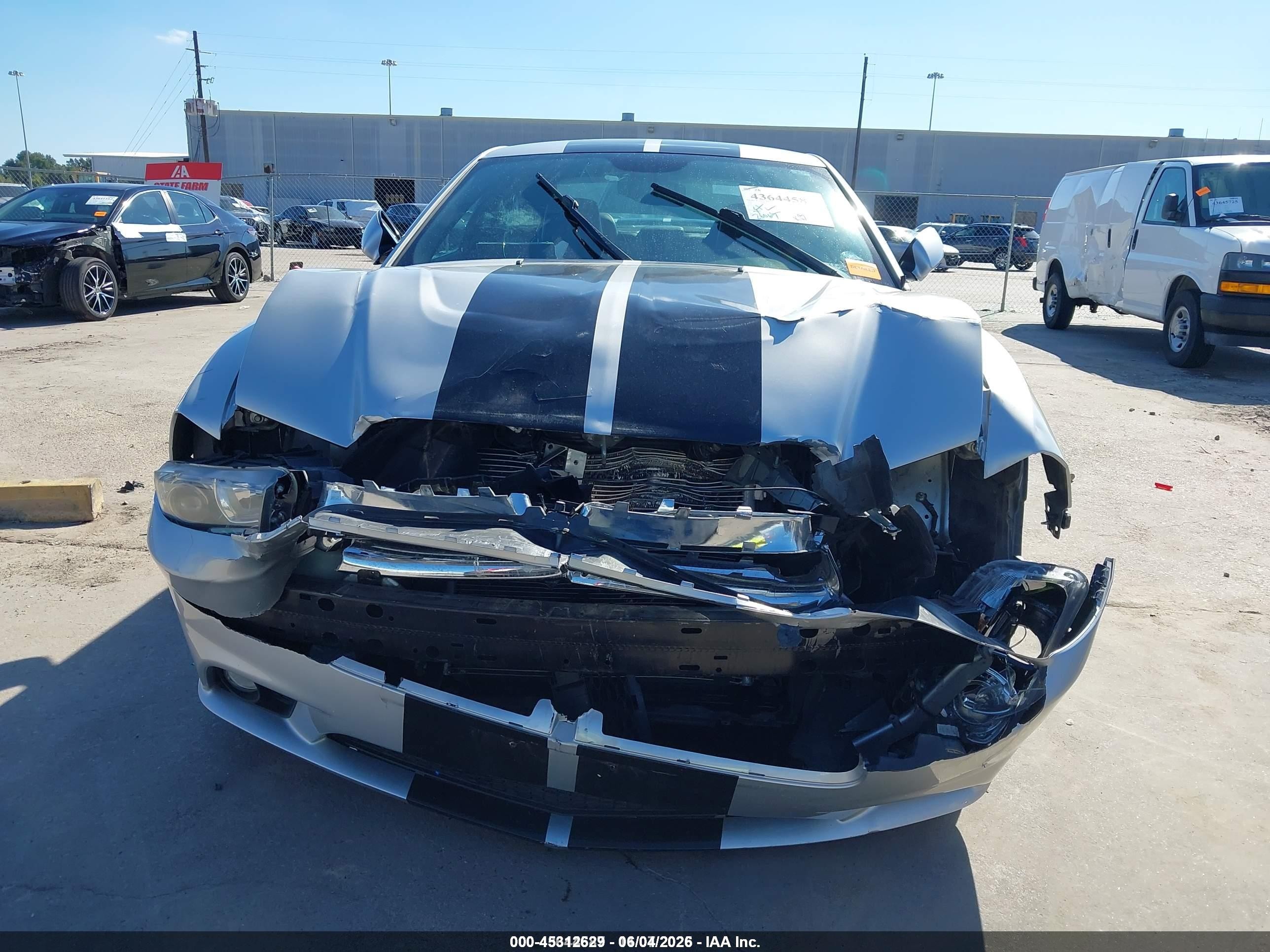 2012 Dodge Charger R/t Серебряный vin: 2C3CDXCT1CH134794