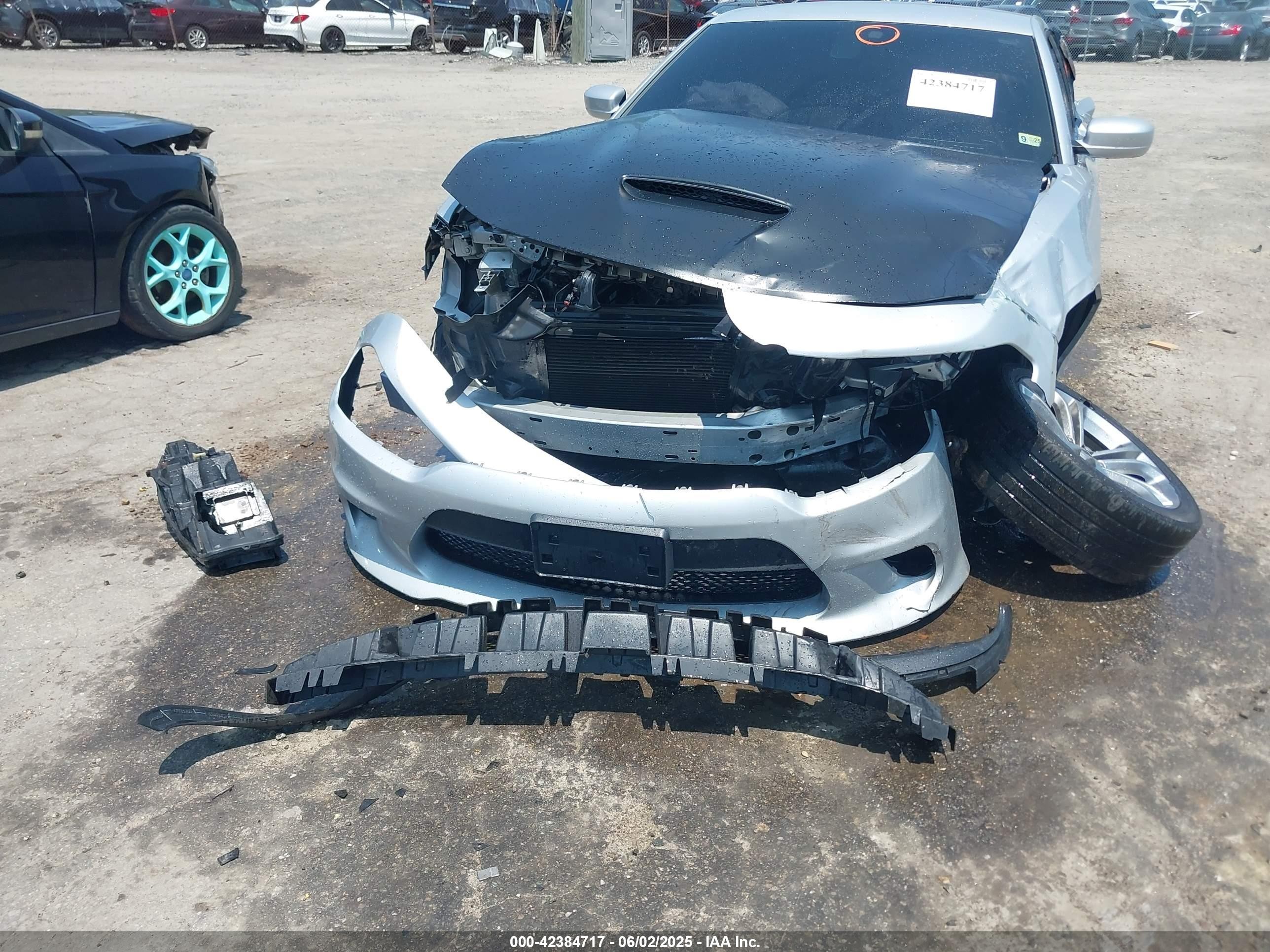 2021 Dodge Charger R/t Rwd Silver vin: 2C3CDXCT2MH587498
