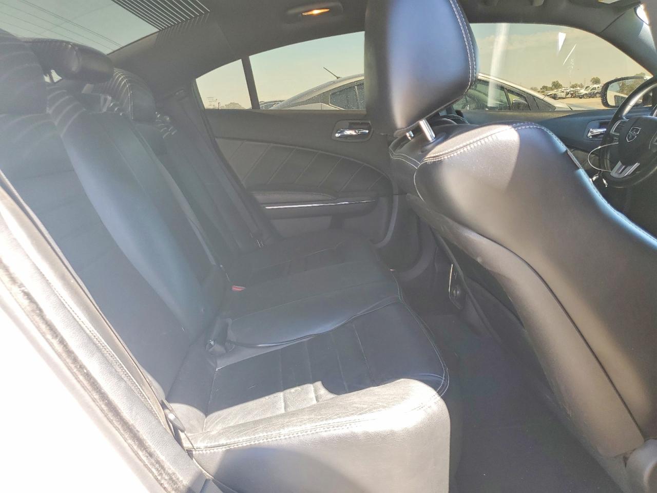 2013 Dodge Charger R/t White vin: 2C3CDXCT4DH552316