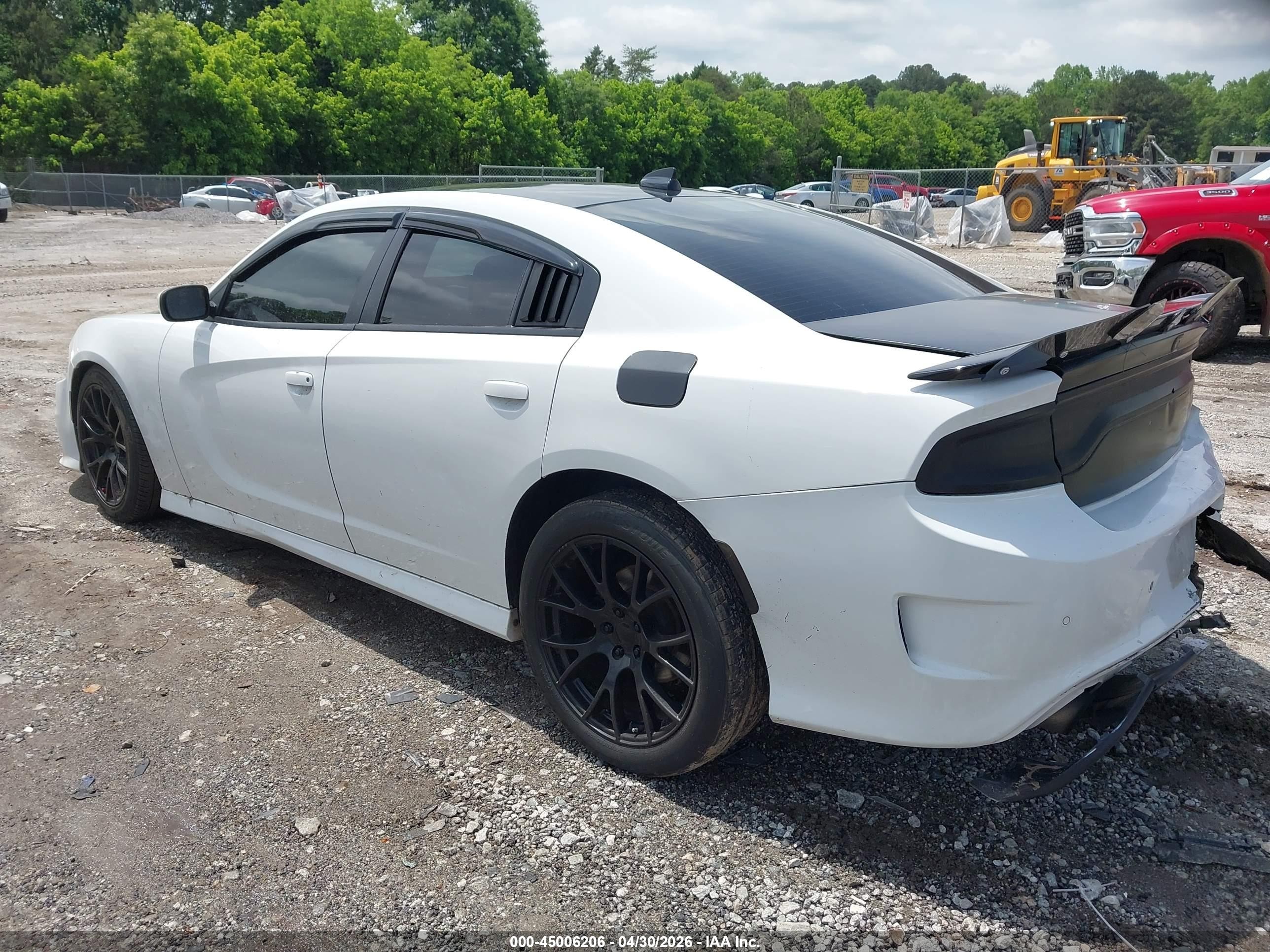 2019 Dodge Charger R/t Rwd White vin: 2C3CDXCT4KH539174