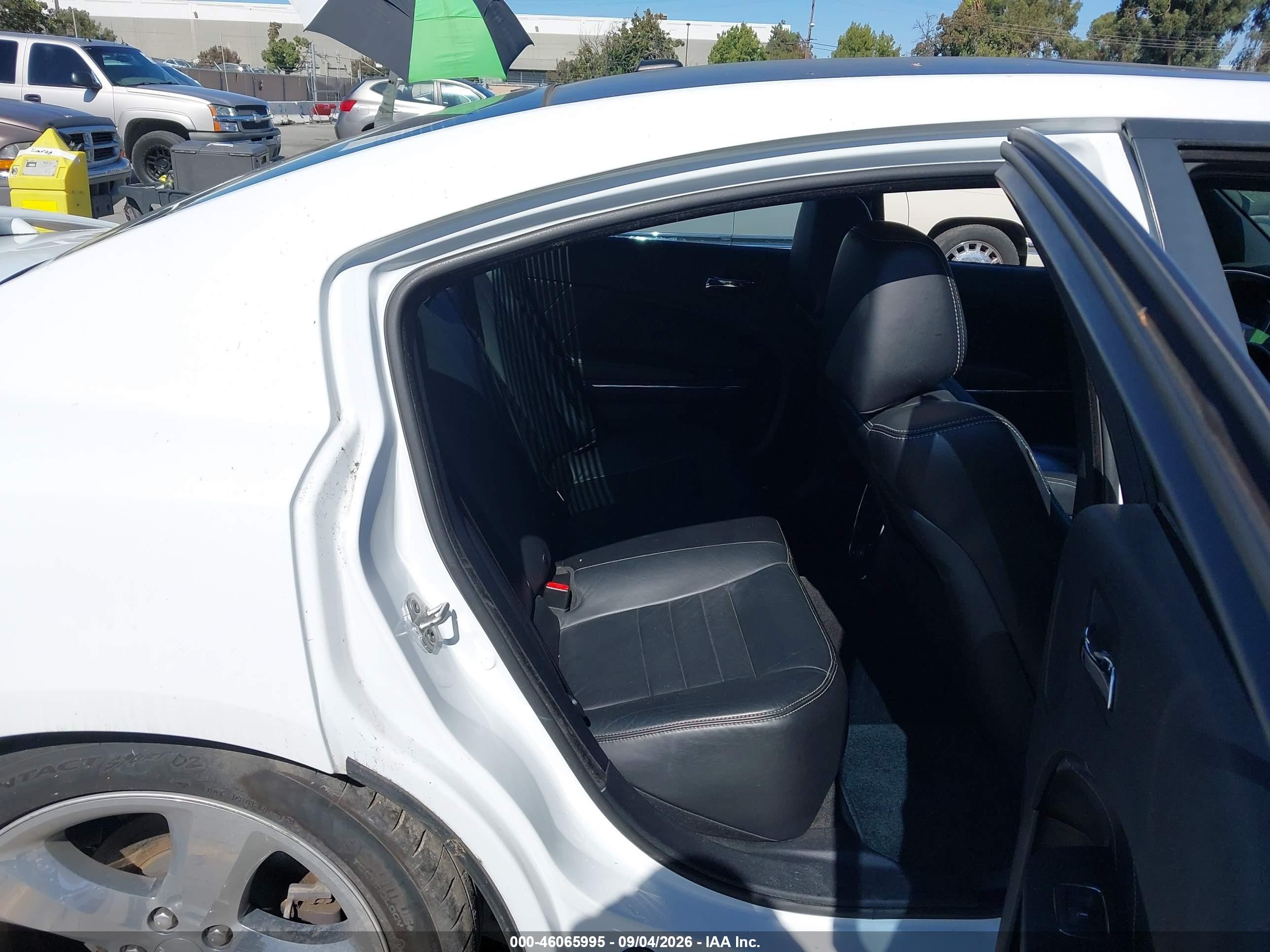 2013 Dodge Charger R/t Plus White vin: 2C3CDXCT7DH738304