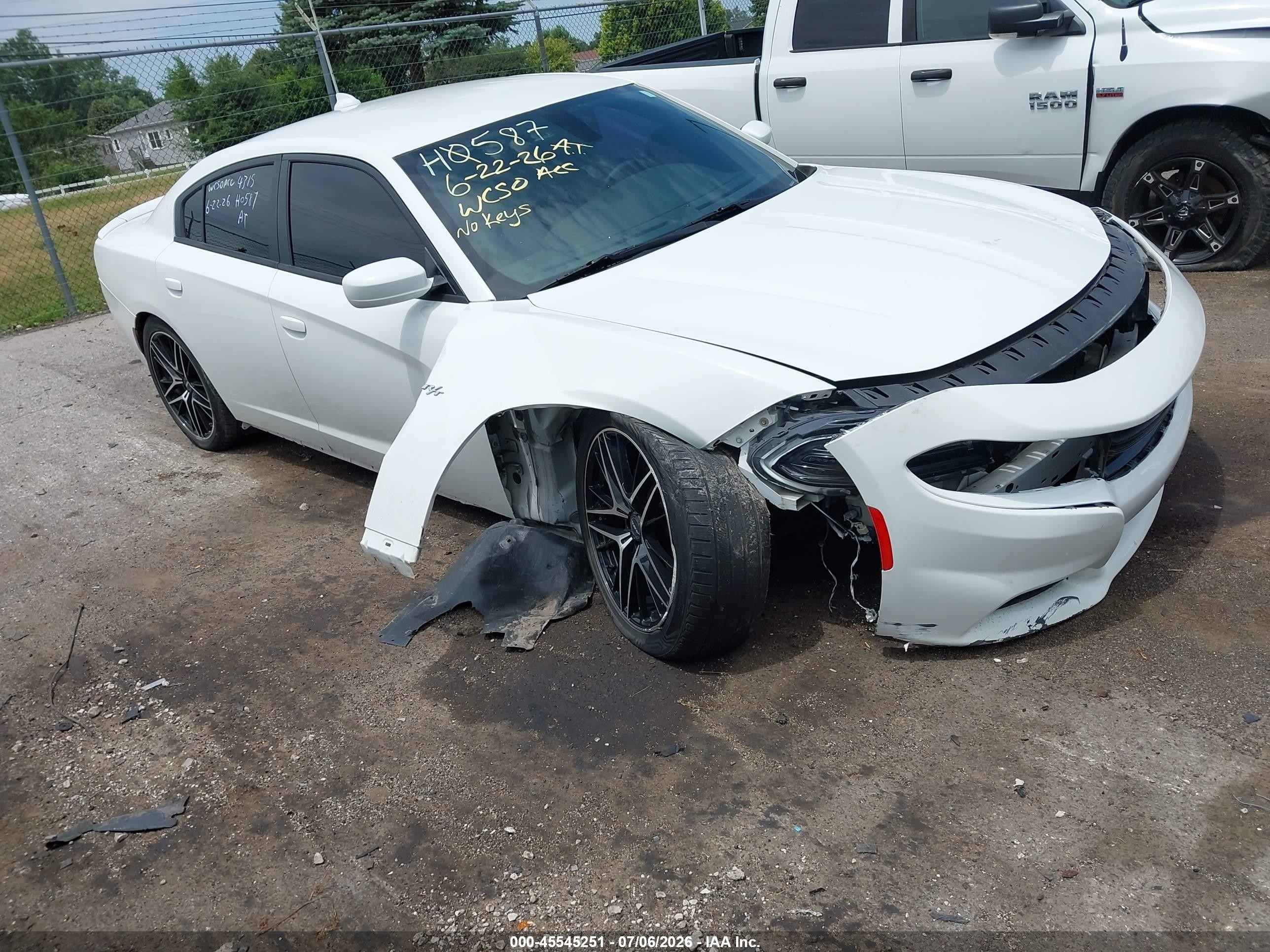 2015 Dodge Charger R/t White vin: 2C3CDXCT8FH874315