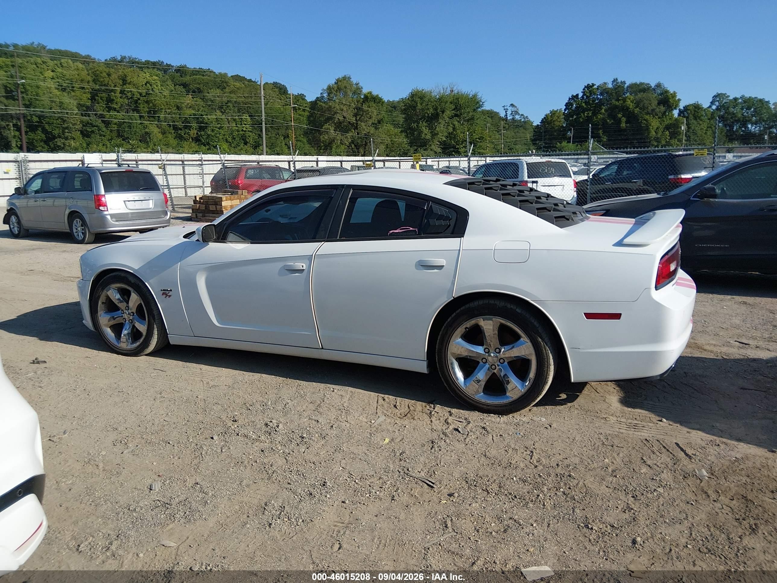 2013 Dodge Charger R/t Max White vin: 2C3CDXCT9DH516038
