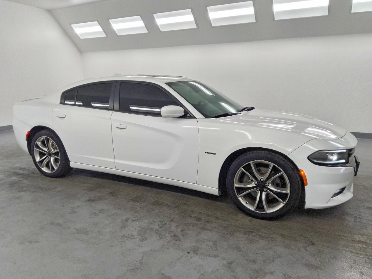 2015 Dodge Charger R/t White vin: 2C3CDXCTXFH741541