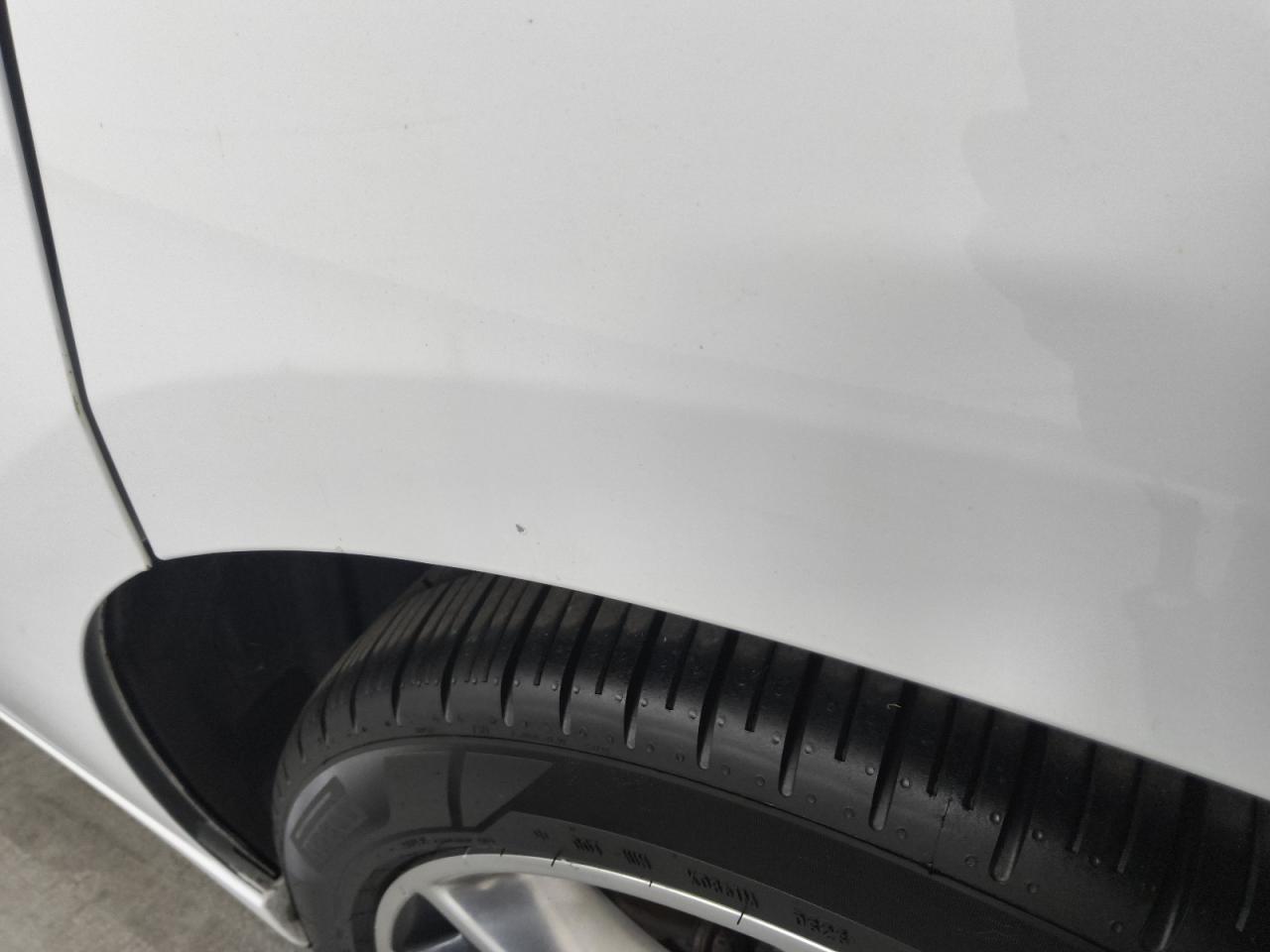 2015 Dodge Charger R/t White vin: 2C3CDXCTXFH741541 Damage: Left Qtr Panel, Chipped, 3