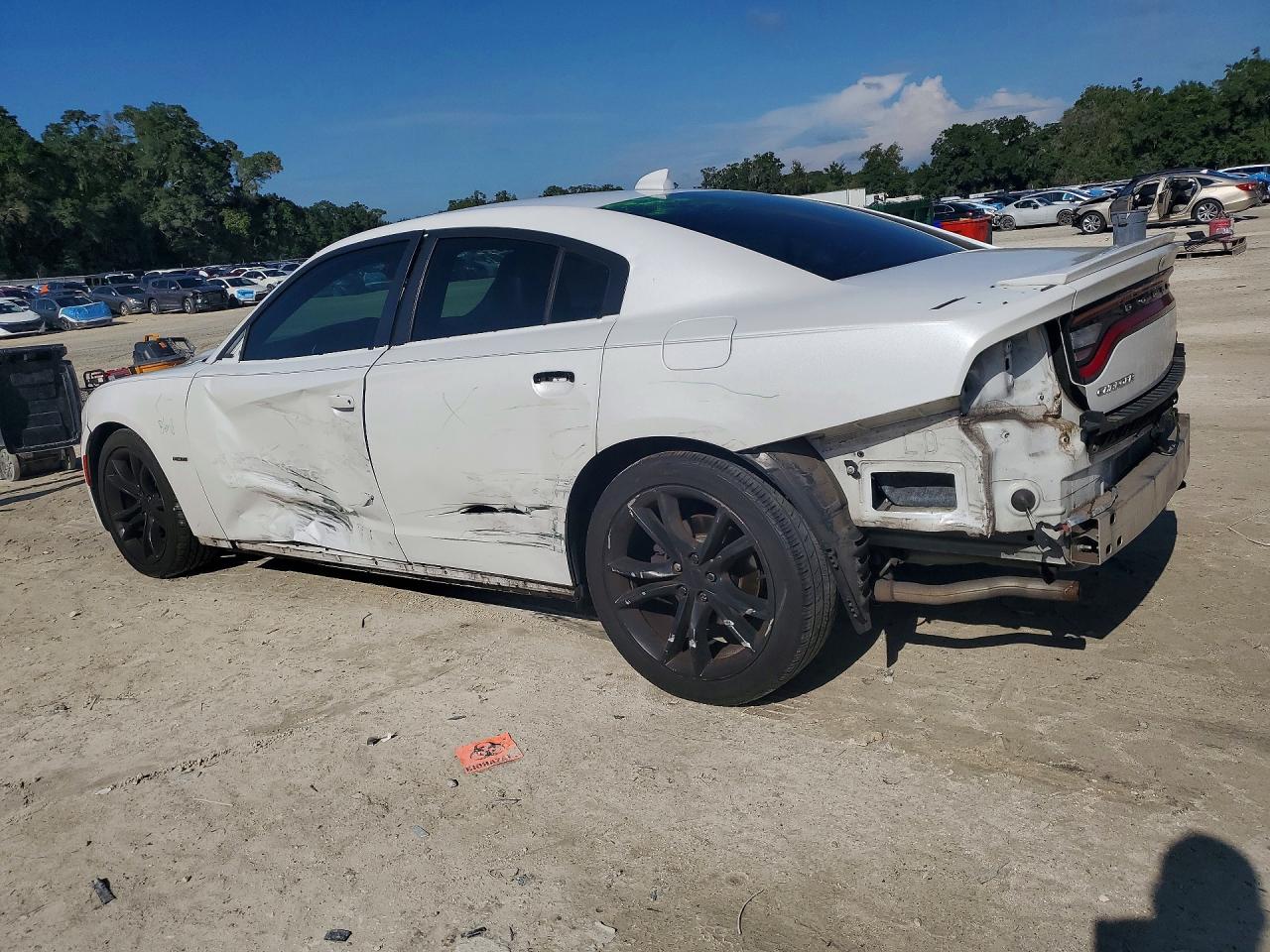 2015 Dodge Charger R White vin: 2C3CDXCTXFH895831