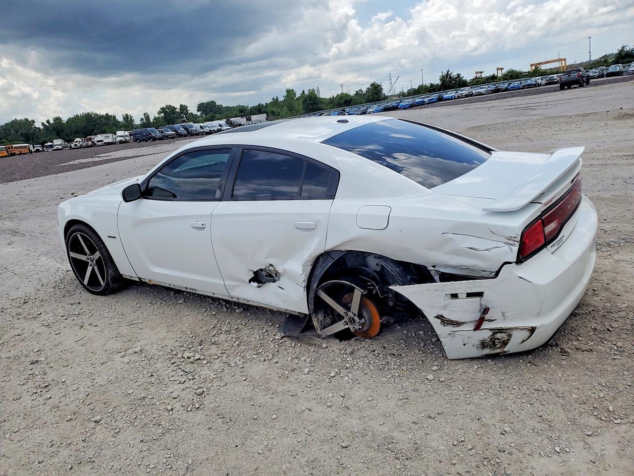 2014 Dodge Charger R White vin: 2C3CDXDT0EH103117