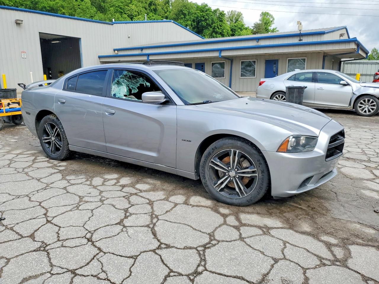 2013 Dodge Charger R Silver vin: 2C3CDXDT8DH610586