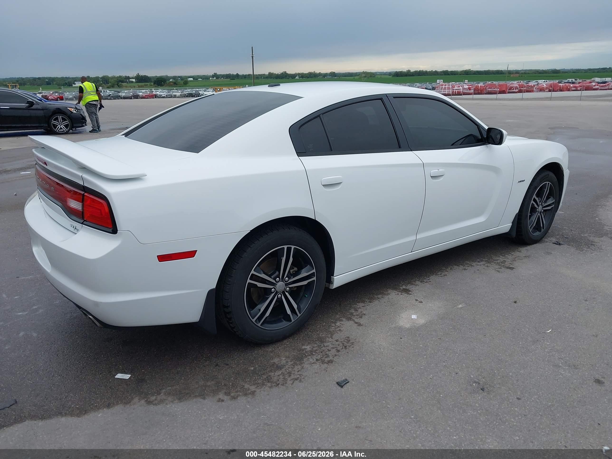 2014 Dodge Charger R/t White vin: 2C3CDXDT8EH244632