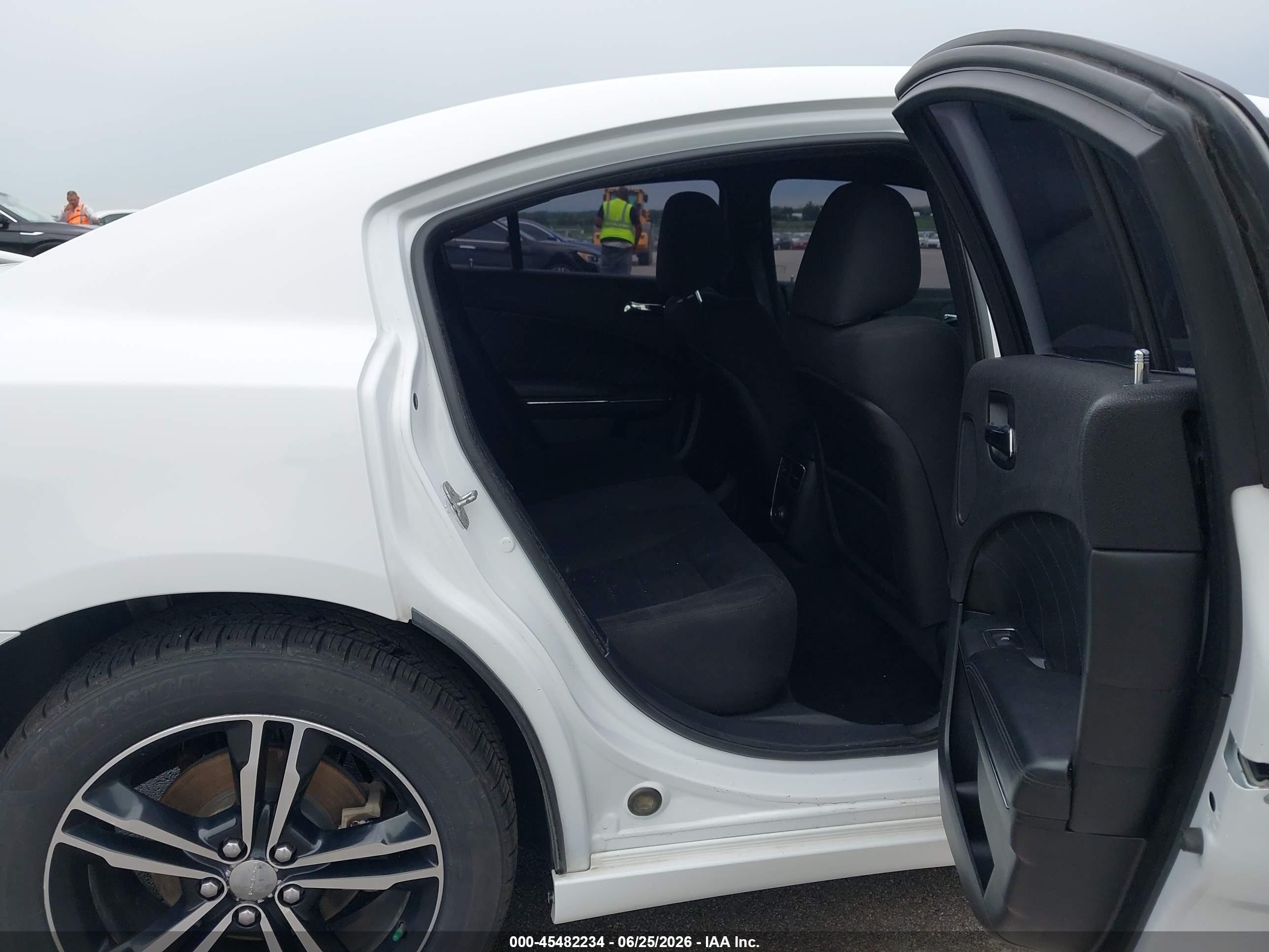 2014 Dodge Charger R/t White vin: 2C3CDXDT8EH244632