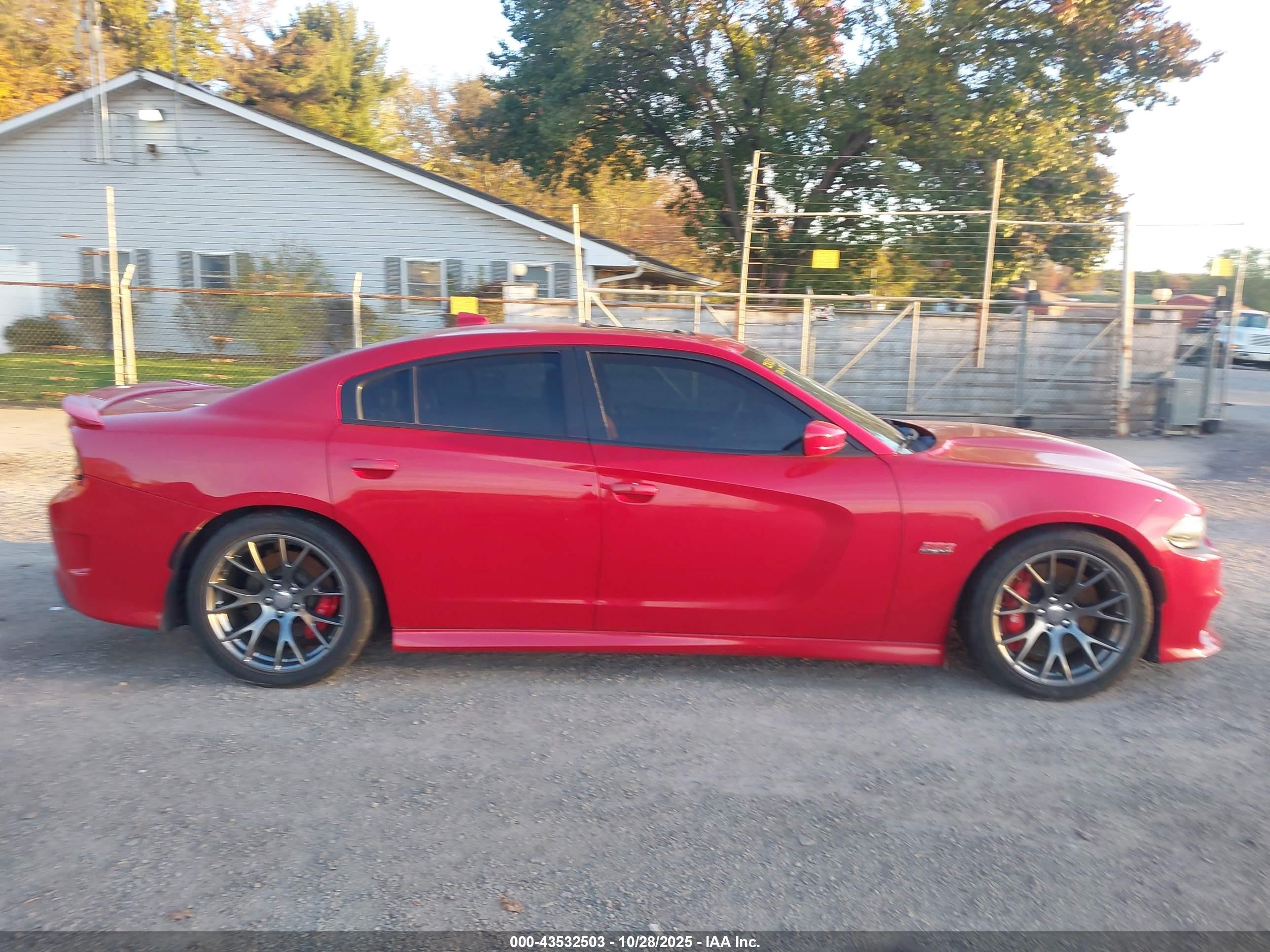 2015 Dodge Charger Srt 392 Red vin: 2C3CDXEJ6FH846458