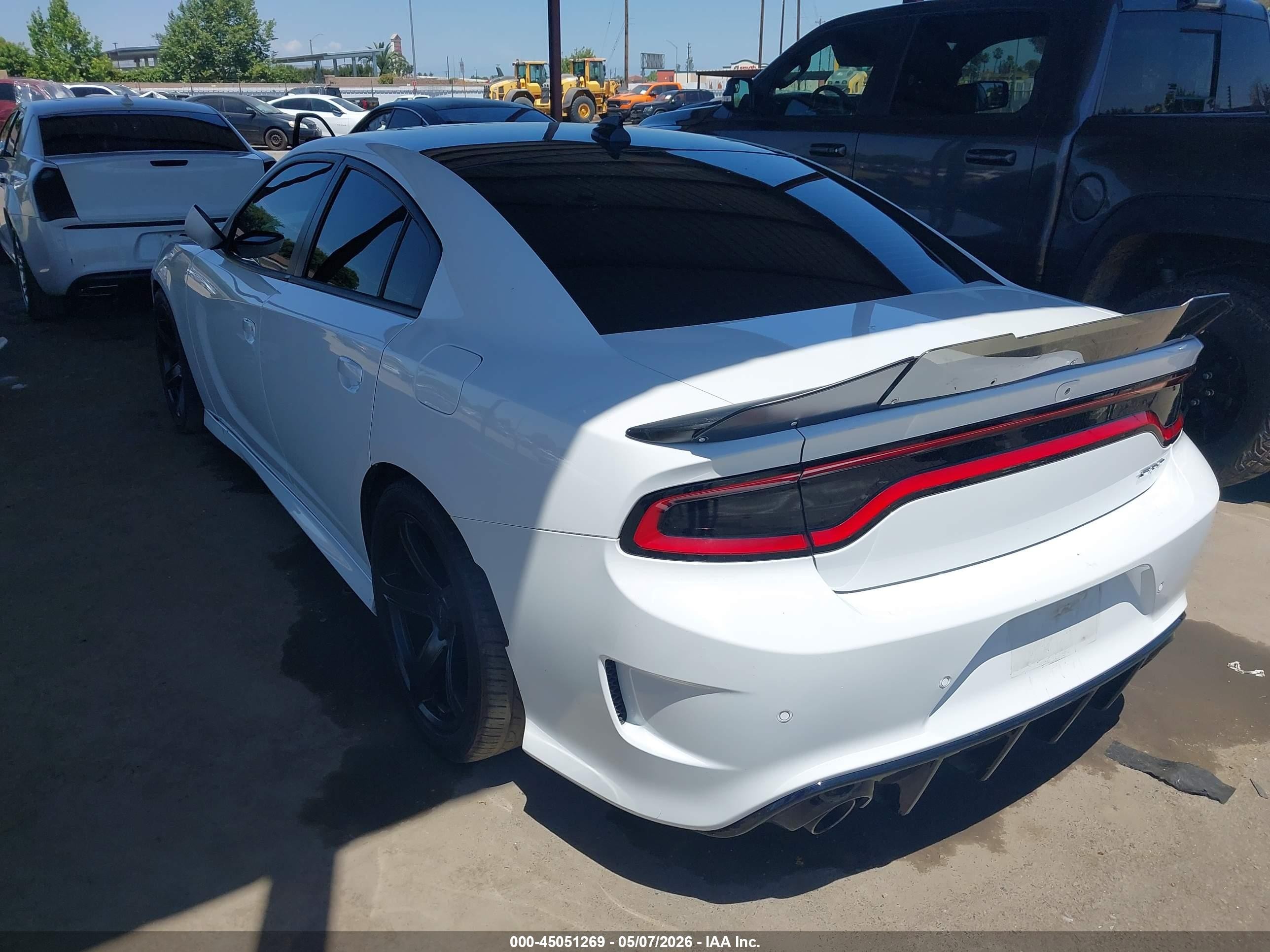 2015 Dodge Charger Srt 392 Белый vin: 2C3CDXEJXFH864932