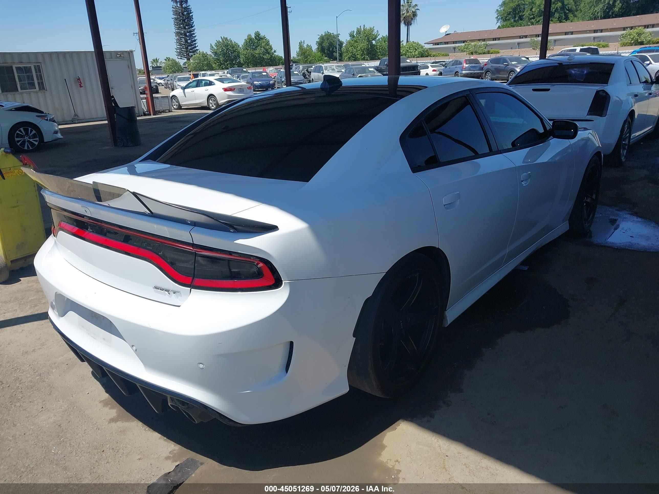 2015 Dodge Charger Srt 392 Белый vin: 2C3CDXEJXFH864932