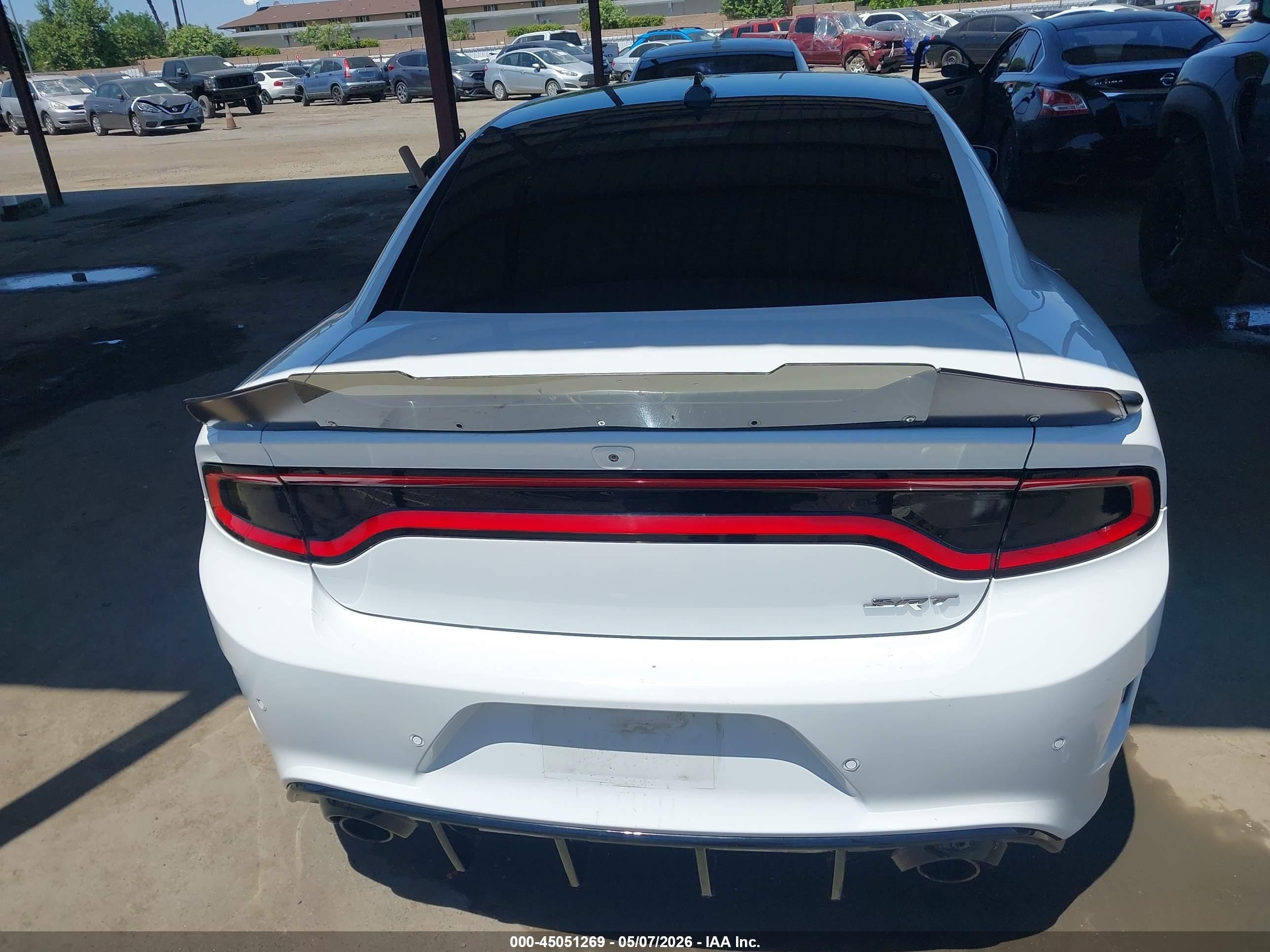 2015 Dodge Charger Srt 392 Белый vin: 2C3CDXEJXFH864932