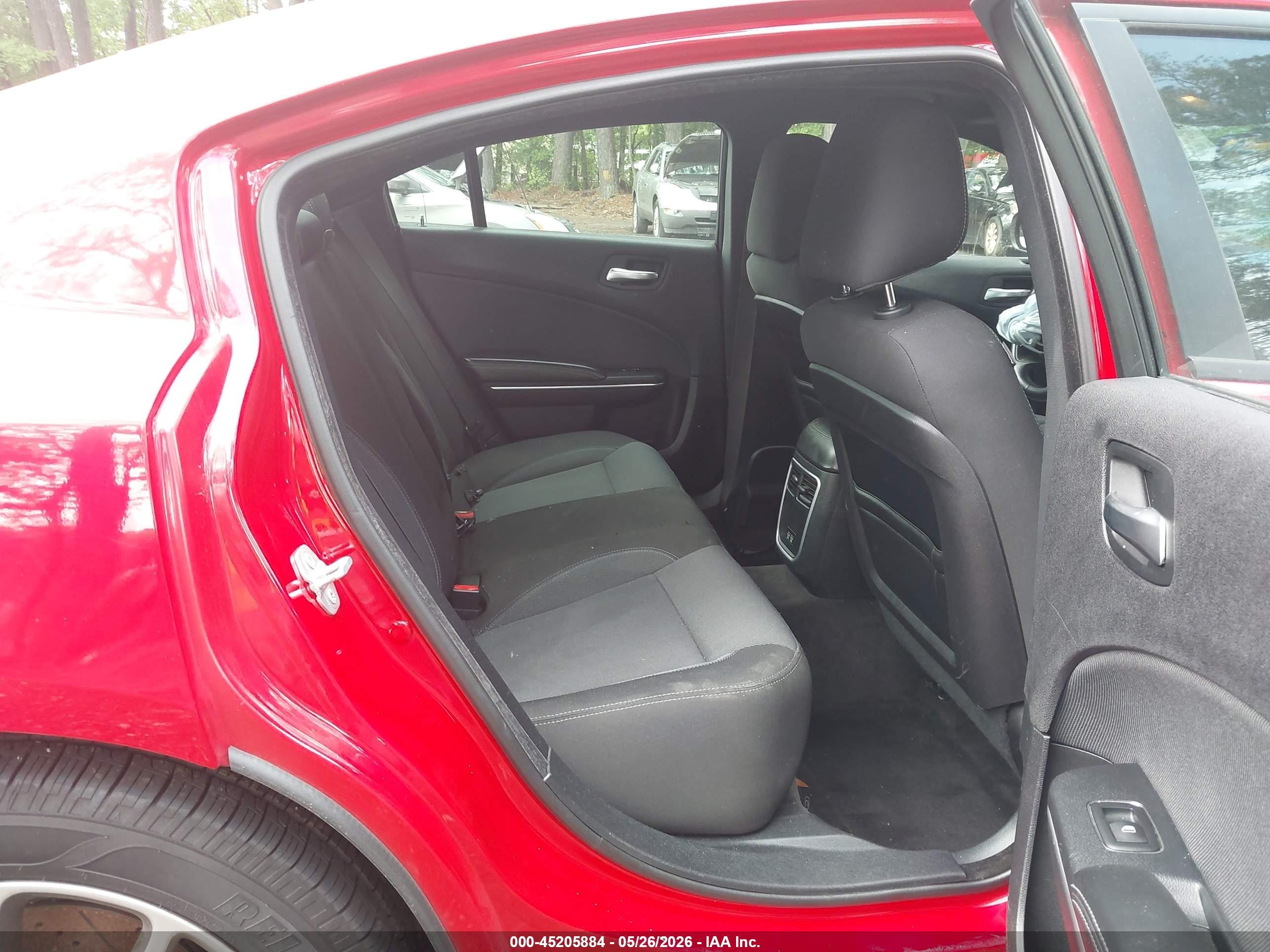 2015 Dodge Charger Se Красный vin: 2C3CDXFG3FH828258