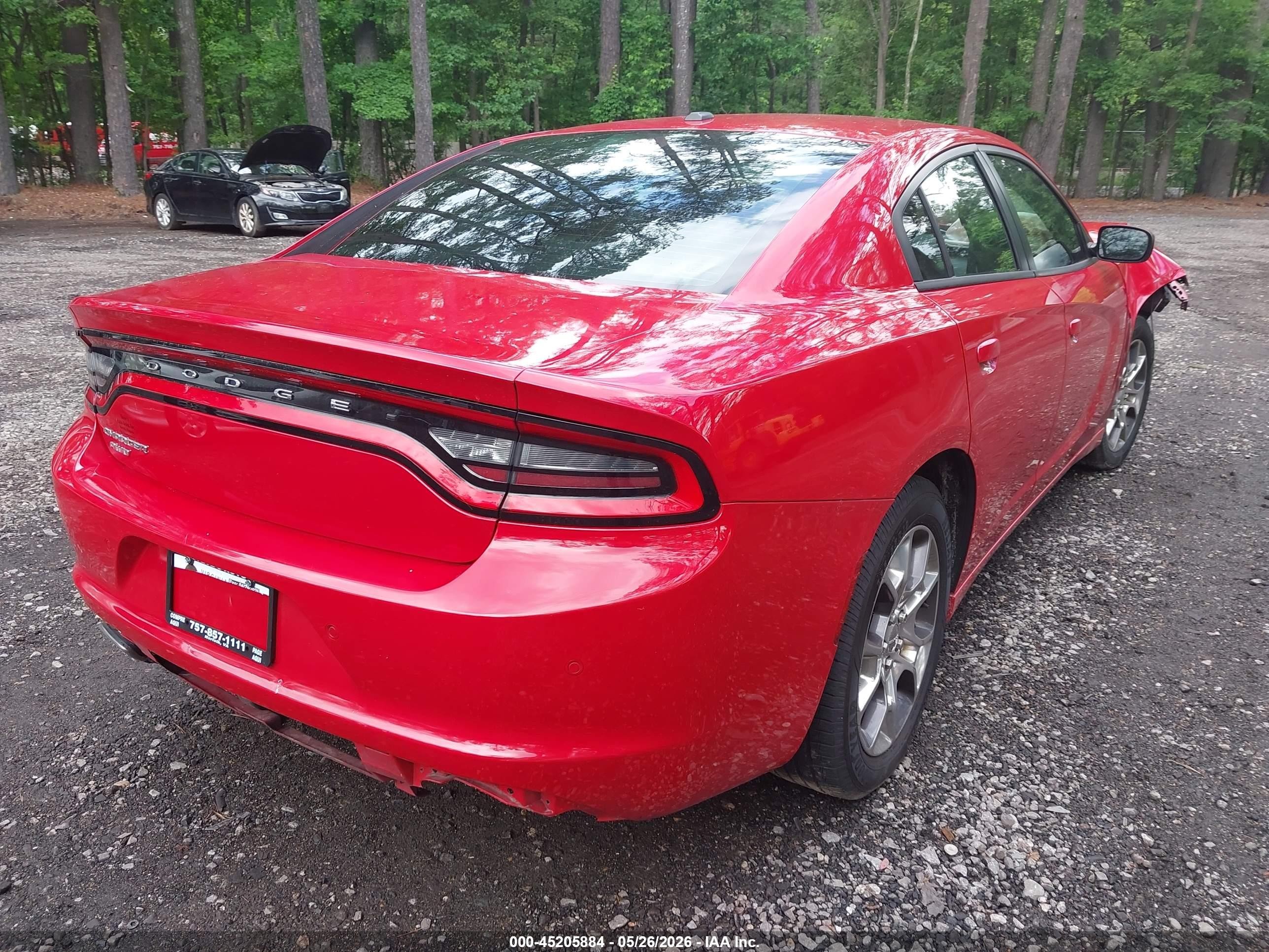 2015 Dodge Charger Se Красный vin: 2C3CDXFG3FH828258