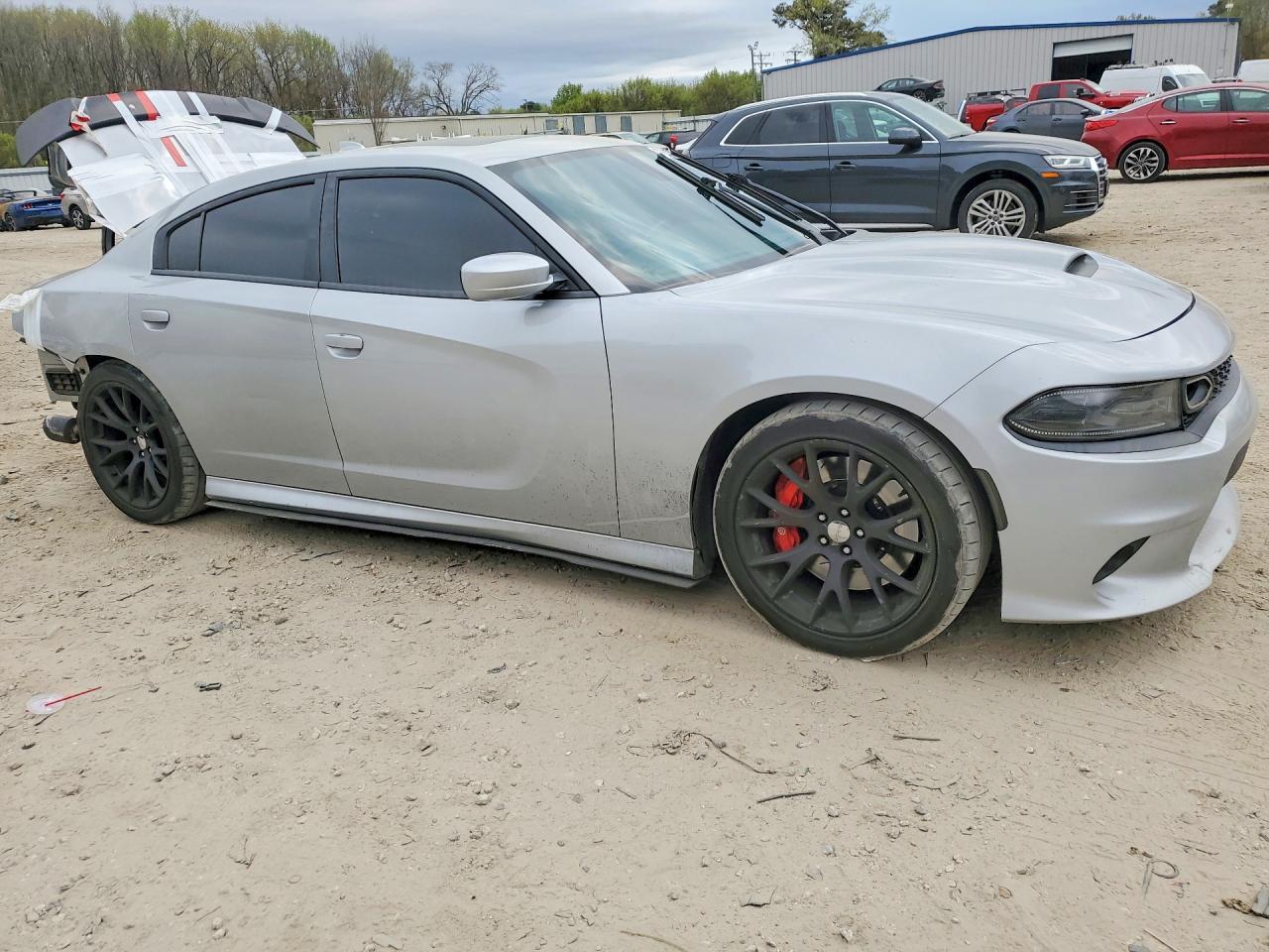 2019 Dodge Charger Scat Pack Silver vin: 2C3CDXGJ3KH662697