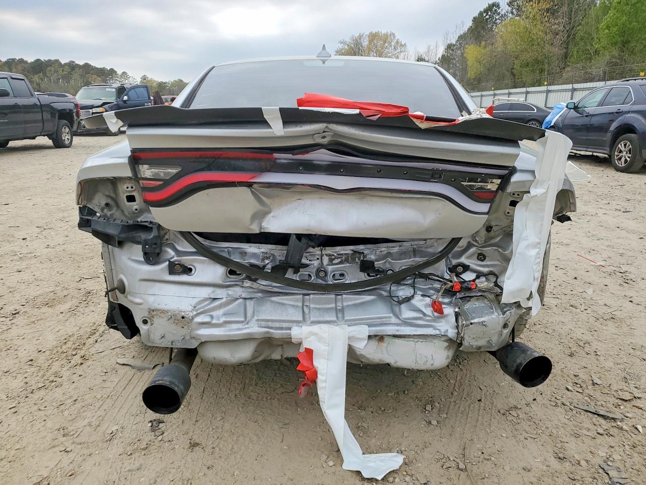 2019 Dodge Charger Scat Pack Silver vin: 2C3CDXGJ3KH662697