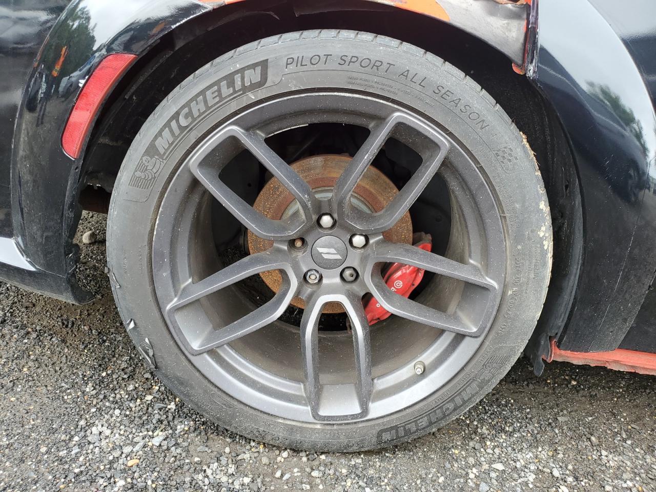 2019 Dodge Charger Scat Pack Оранжевый vin: 2C3CDXGJ4KH558994 Damage: Right Rear Lug Nut, Missing, Replacement Required
