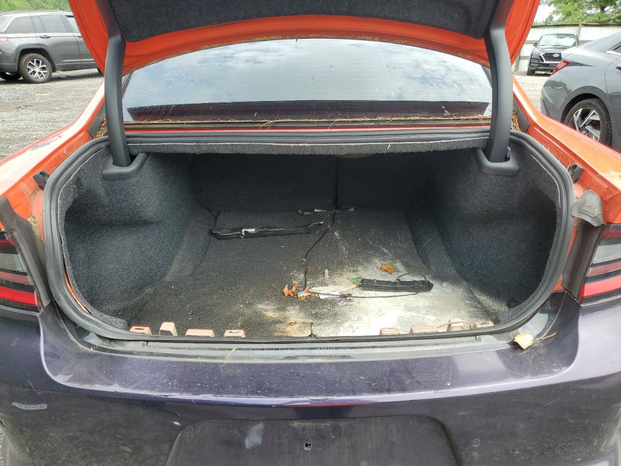 2019 Dodge Charger Scat Pack Оранжевый vin: 2C3CDXGJ4KH558994 Damage: Overall Vehicle, De-Identify, Removal Required
