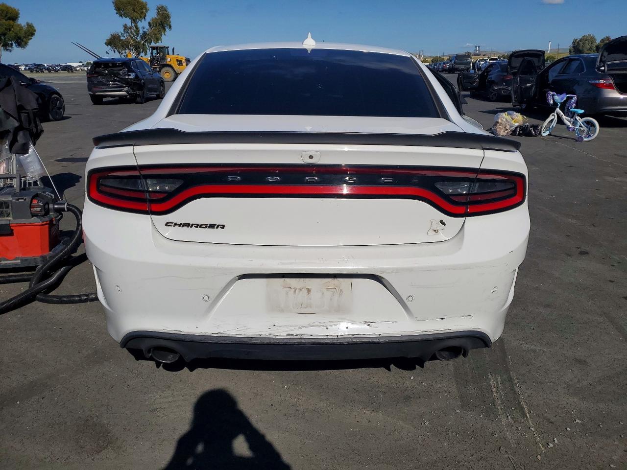 2020 Dodge Charger Scat Pack White vin: 2C3CDXGJ6LH240988