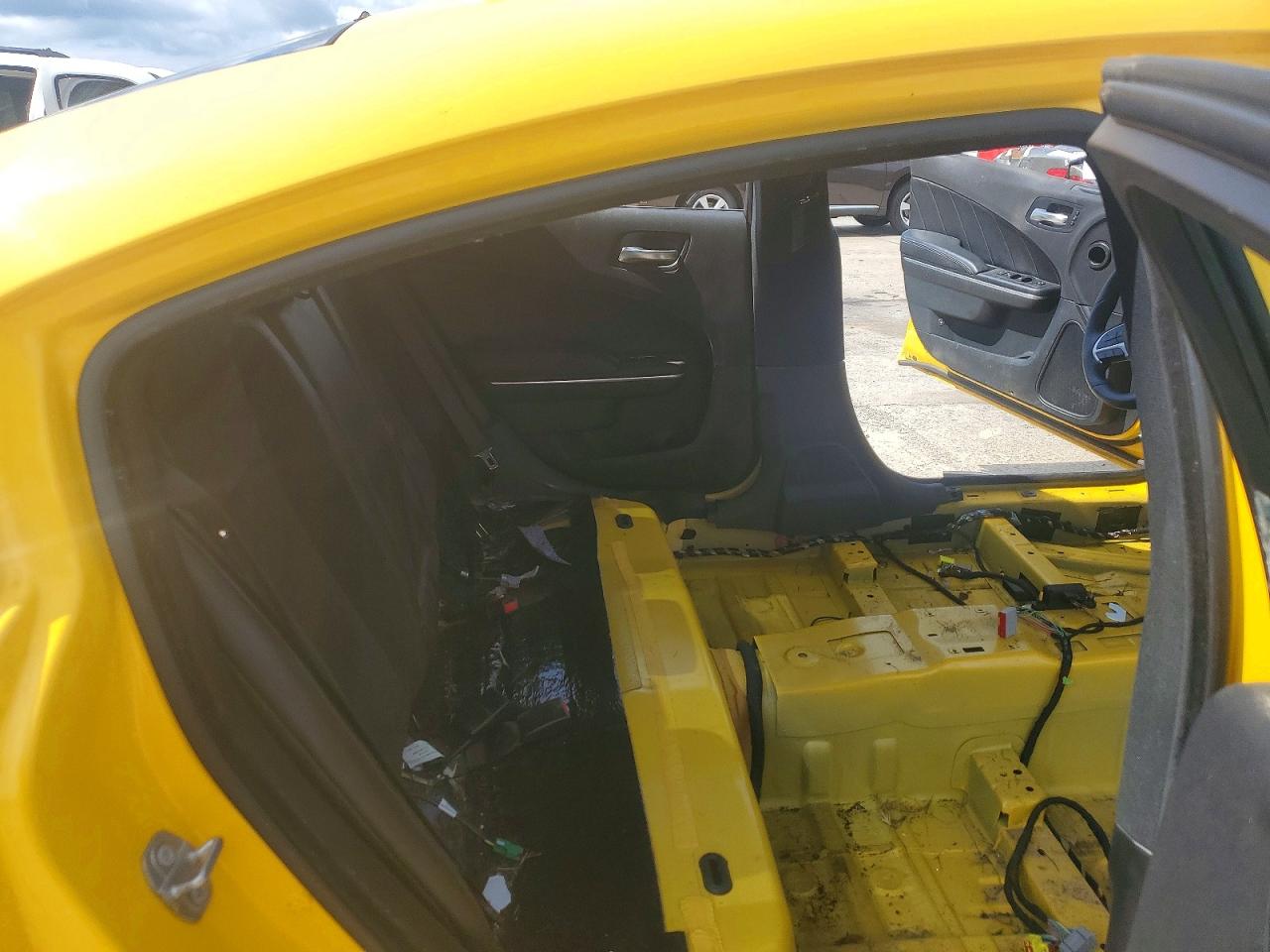 2017 Dodge Charger R/t 392 Yellow vin: 2C3CDXGJ7HH576396