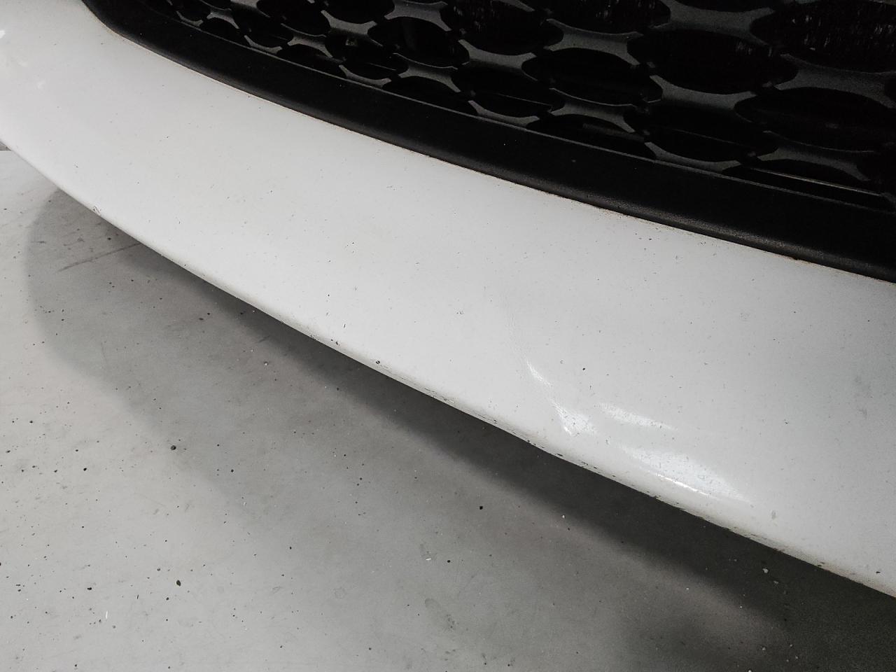 2019 Dodge Charger Scat Pack White vin: 2C3CDXGJ8KH688843 Damage: Front Bumper, Chipped, 7