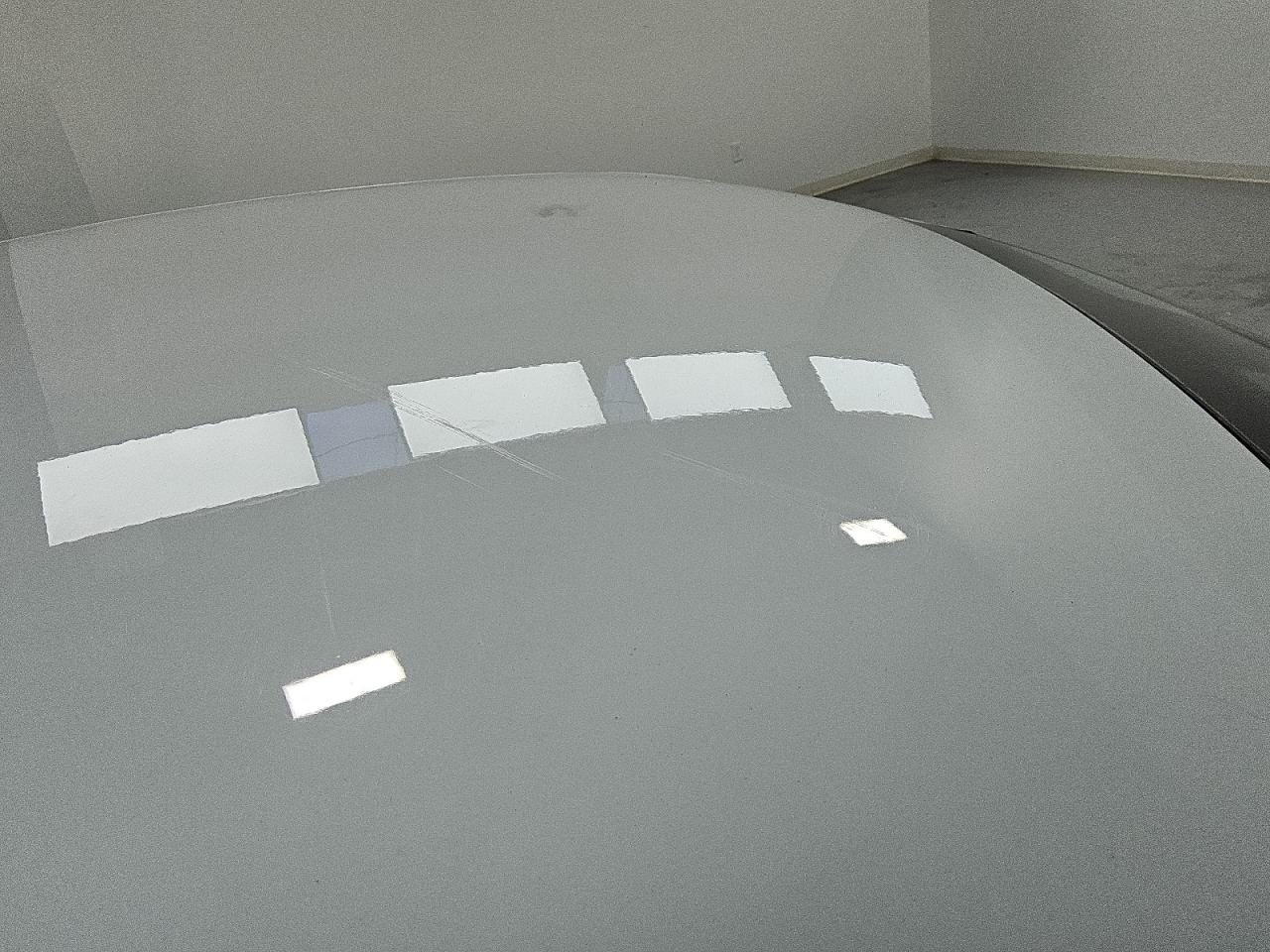 2019 Dodge Charger Scat Pack White vin: 2C3CDXGJ8KH688843 Damage: Roof, Heavy Scratch, > 12 Inches