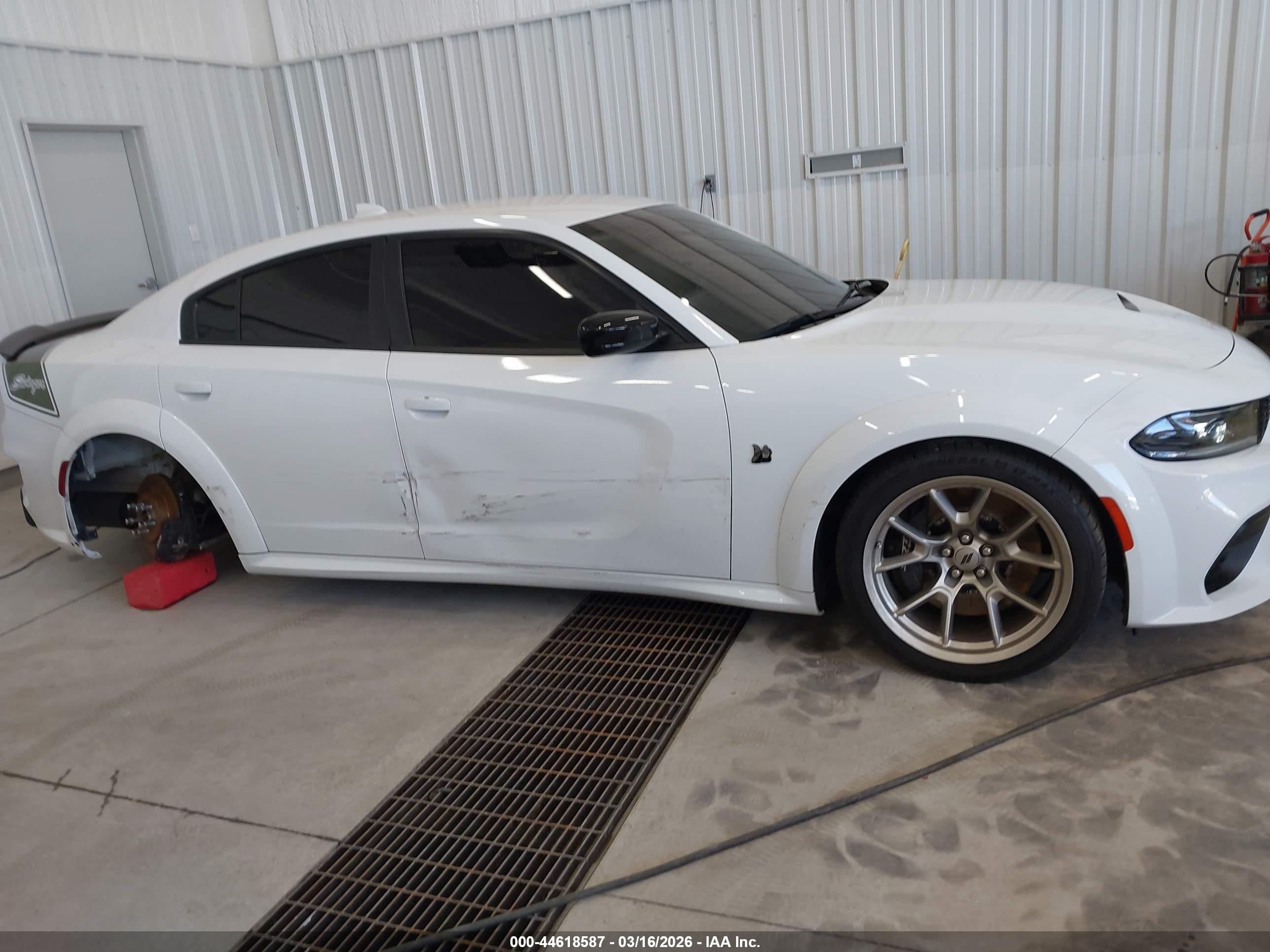 2023 Dodge Charger Scat Pack Widebody White vin: 2C3CDXGJ8PH606696