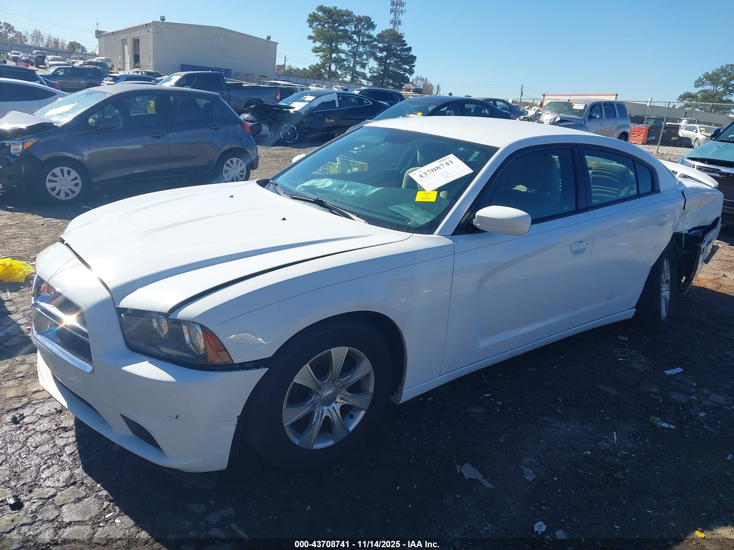 2014 Dodge Charger Sxt Белый vin: 2C3CDXHG0EH104541