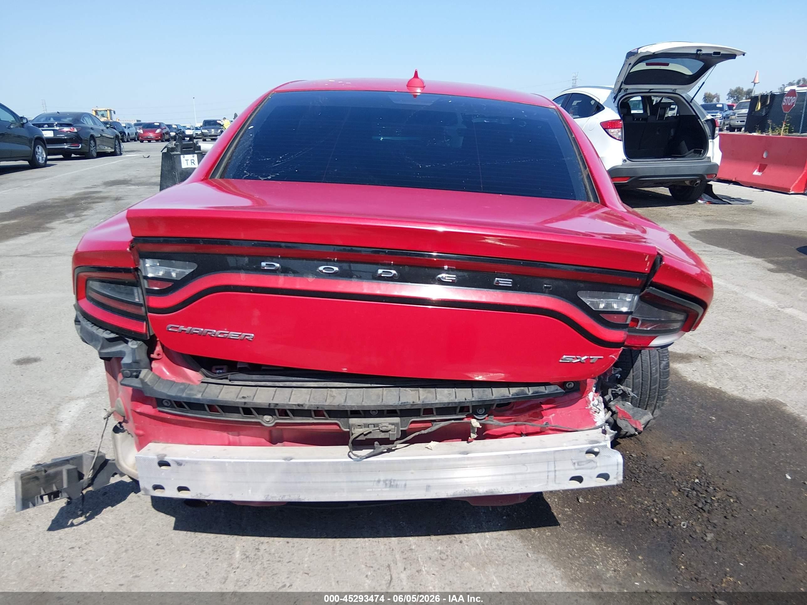 2015 Dodge Charger Sxt Красный vin: 2C3CDXHG0FH784216