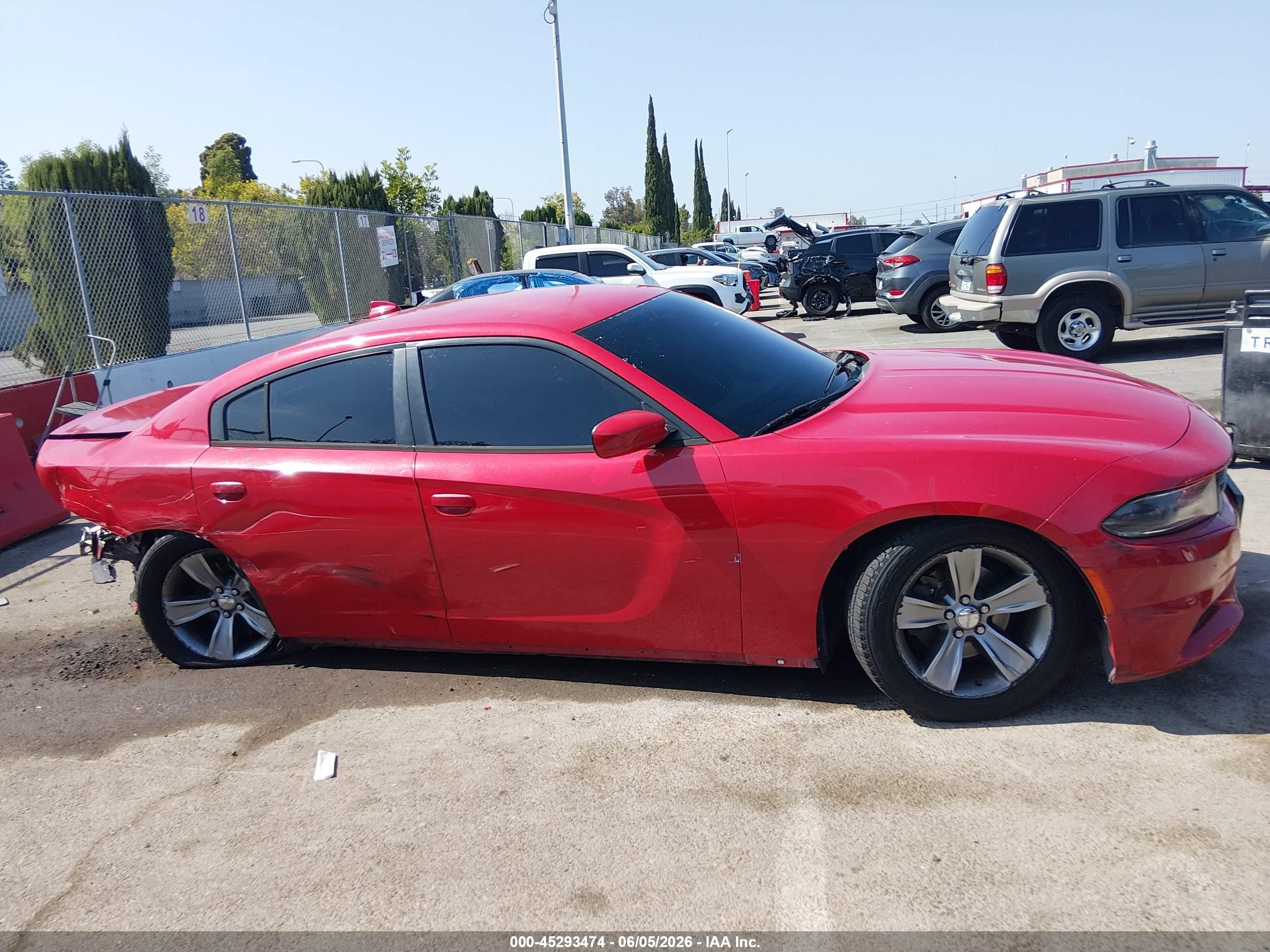2015 Dodge Charger Sxt Красный vin: 2C3CDXHG0FH784216