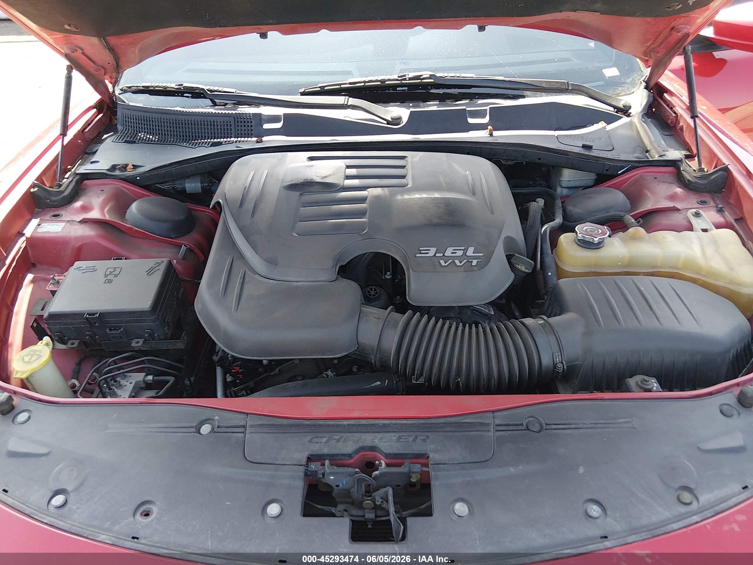 2015 Dodge Charger Sxt Красный vin: 2C3CDXHG0FH784216