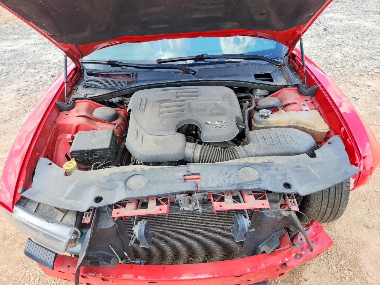 2014 Dodge Charger Sxt Red vin: 2C3CDXHG1EH204776