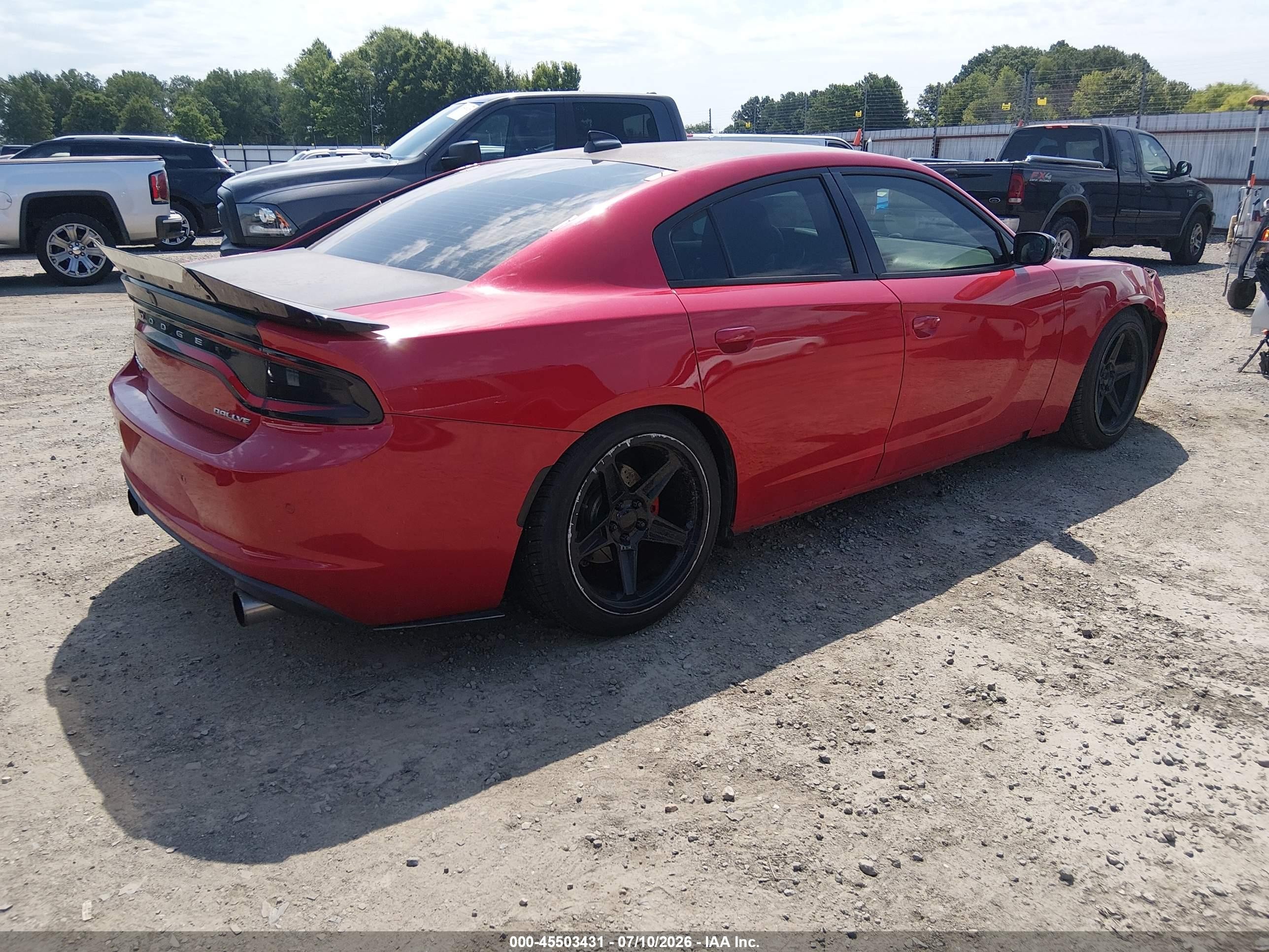 2015 Dodge Charger Sxt Красный vin: 2C3CDXHG1FH842981