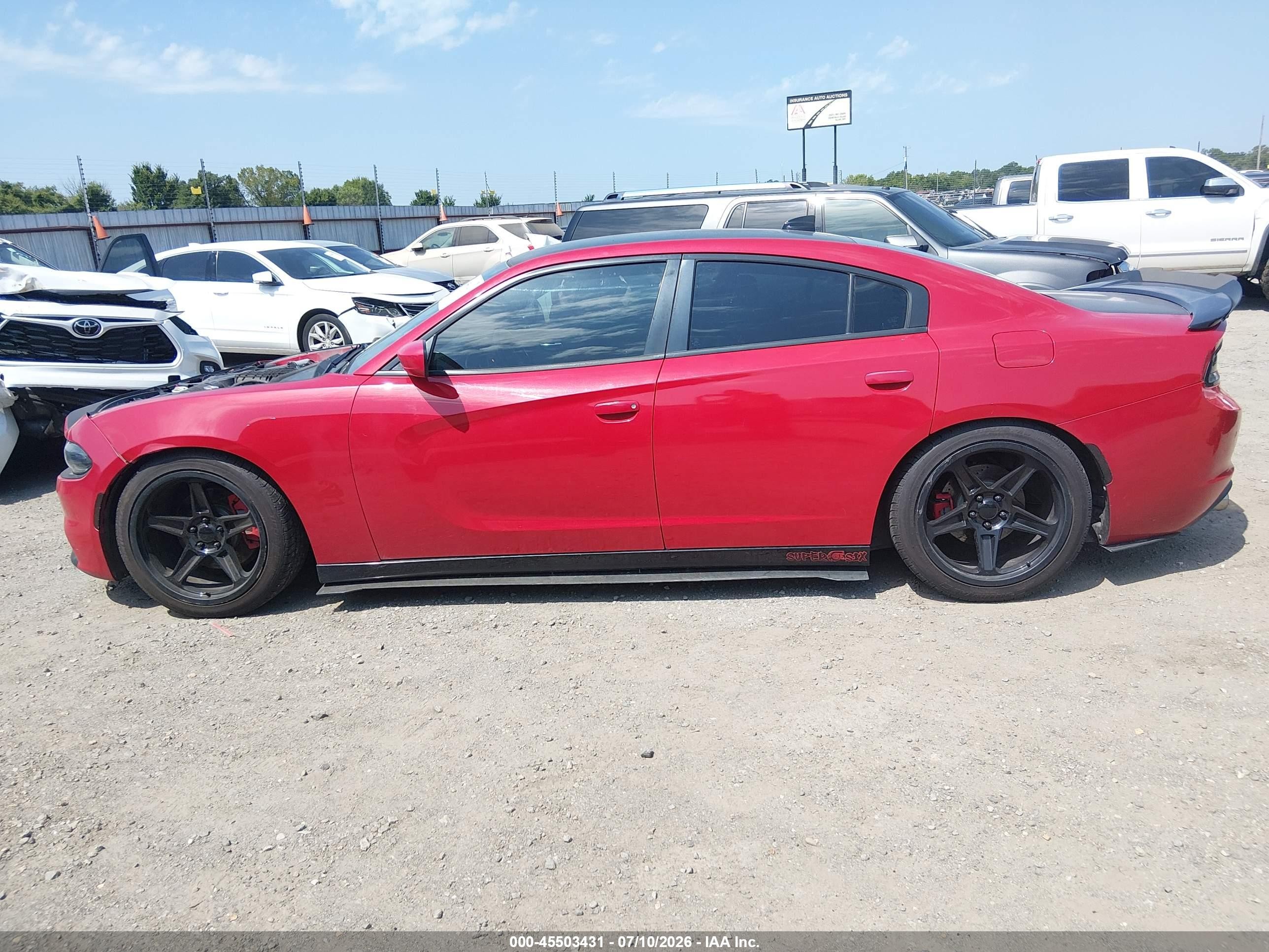 2015 Dodge Charger Sxt Красный vin: 2C3CDXHG1FH842981