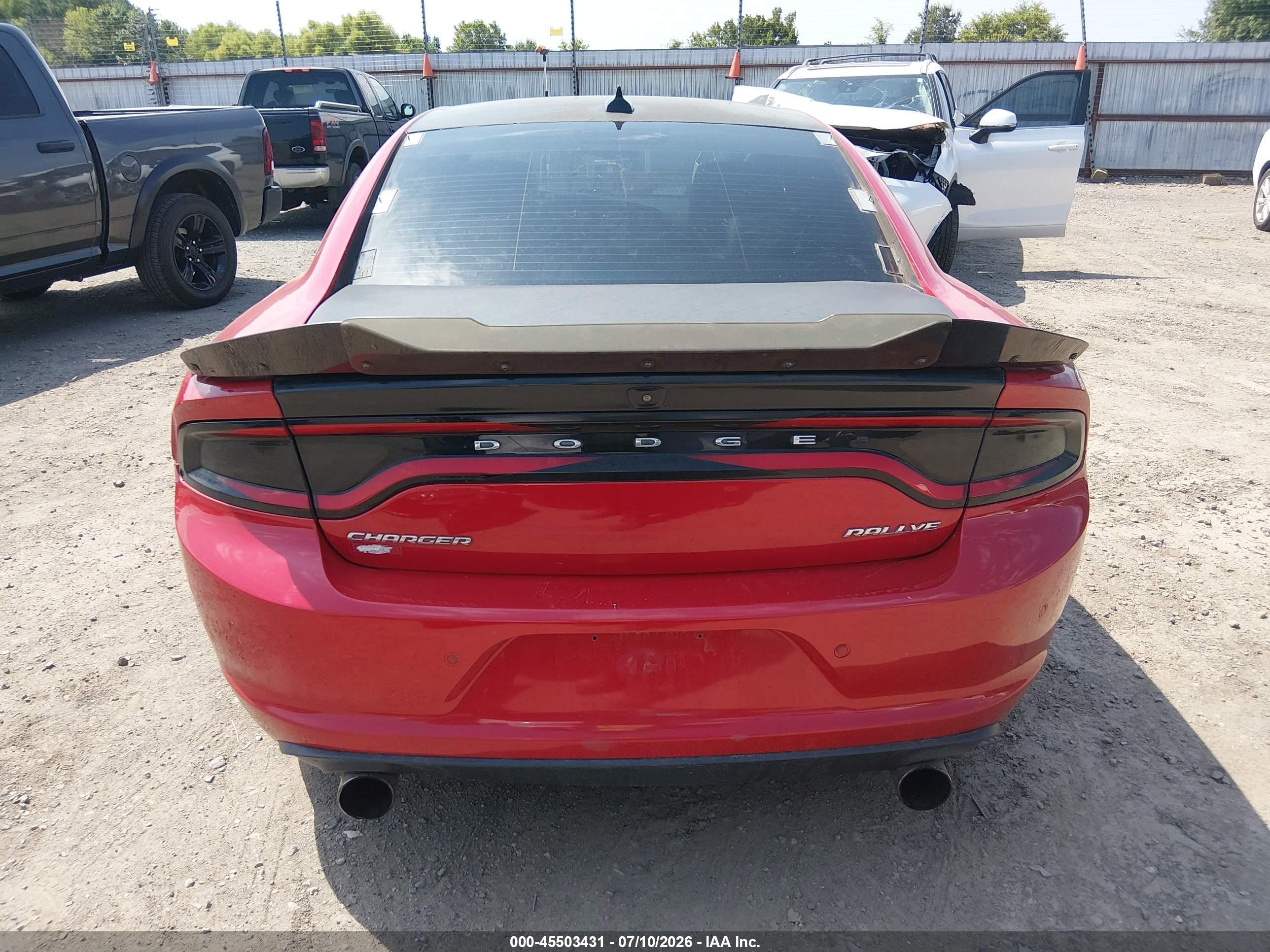 2015 Dodge Charger Sxt Красный vin: 2C3CDXHG1FH842981