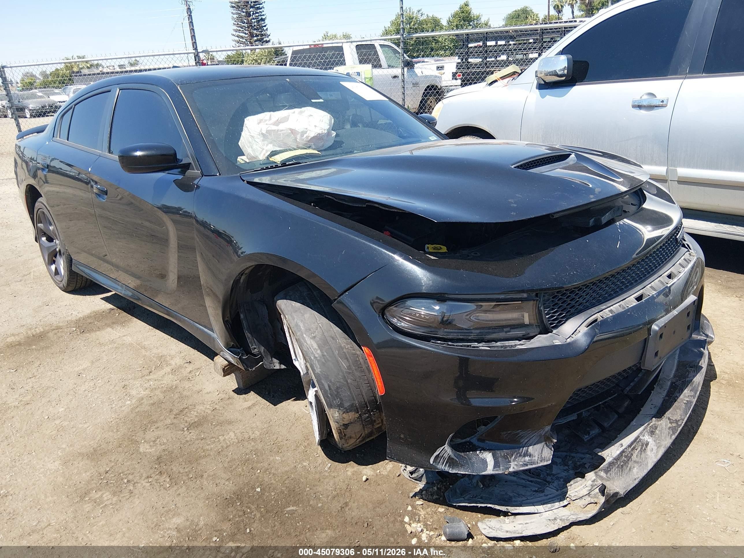 2C3CDXHG1KH749243